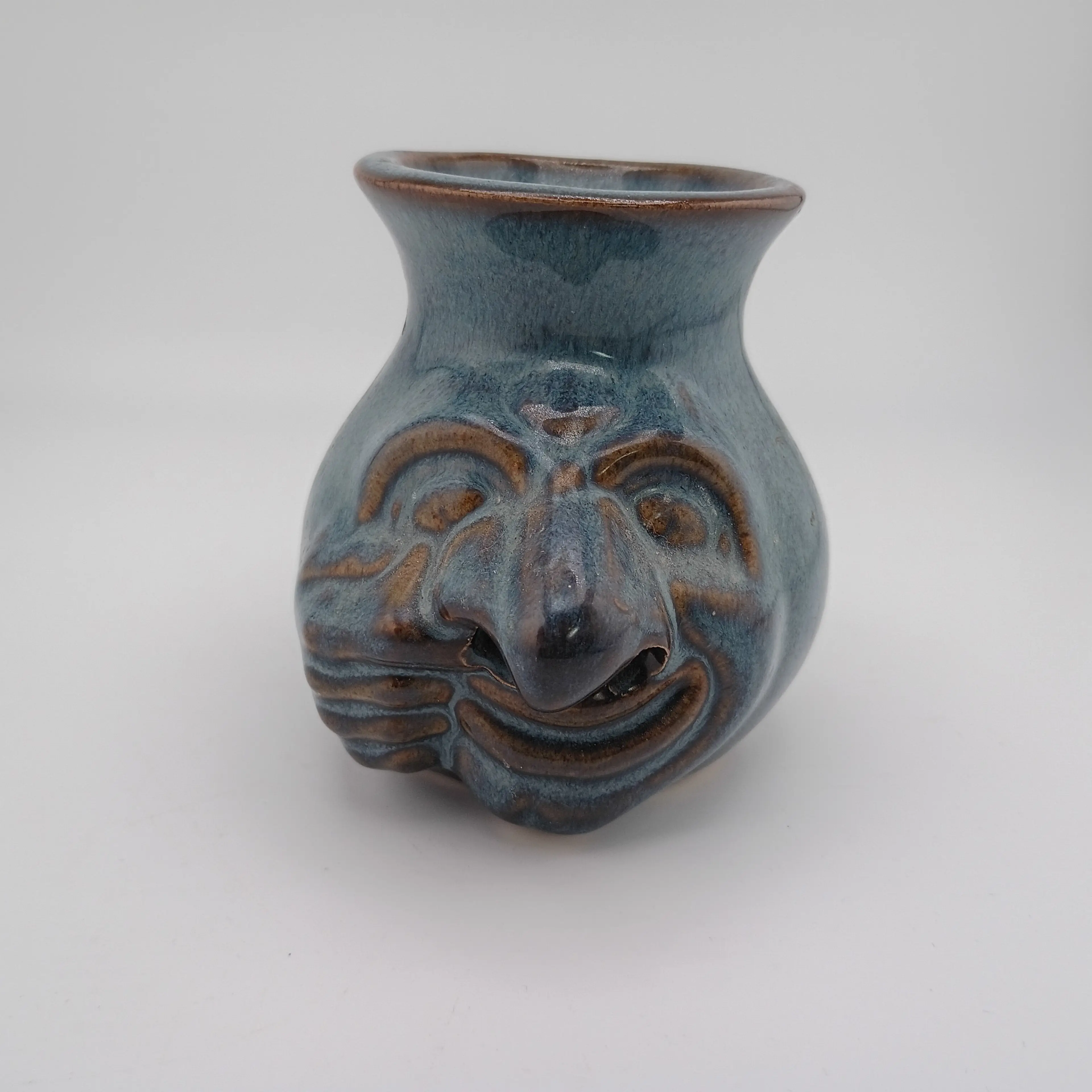 Image 2 of 6