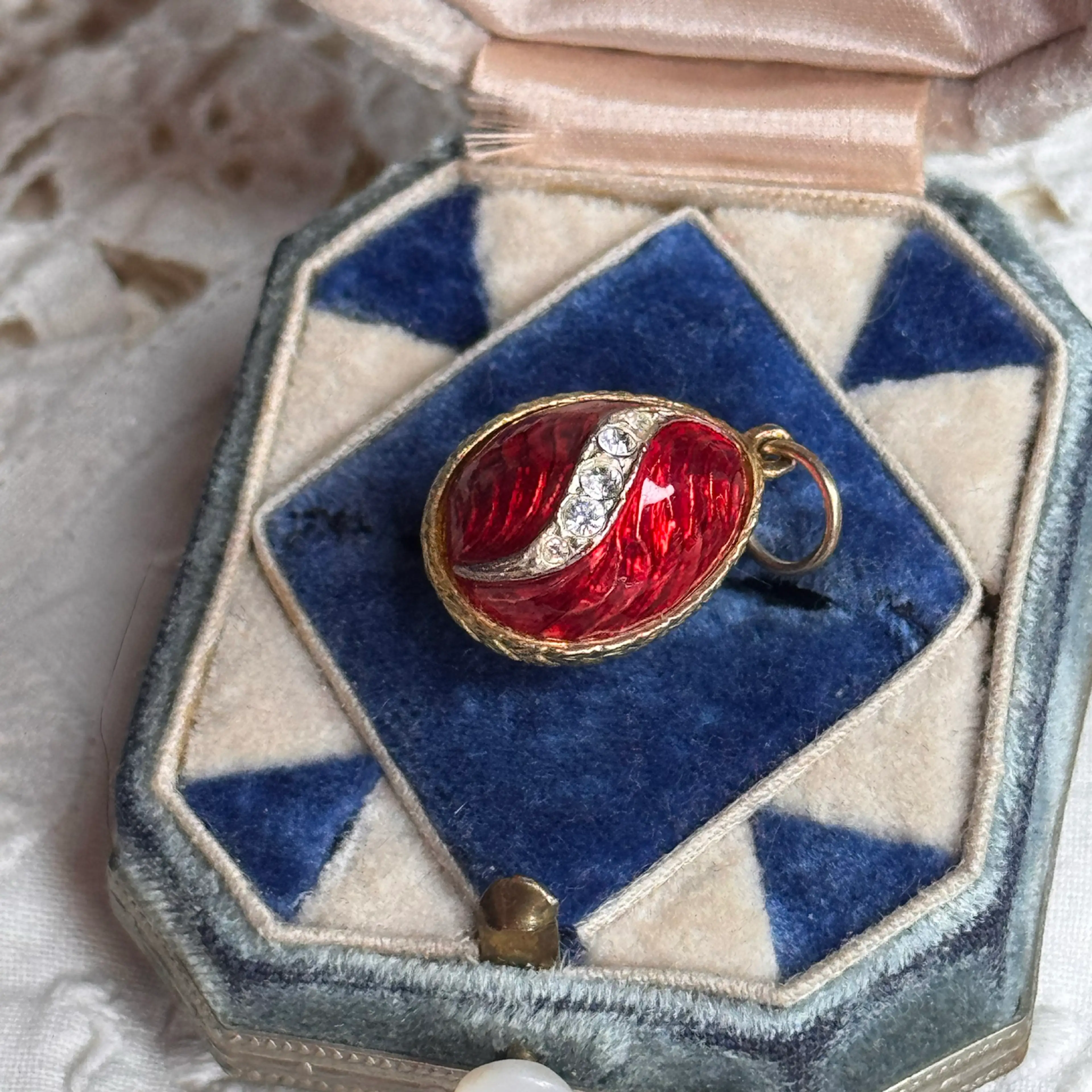 Image 3 of 4
