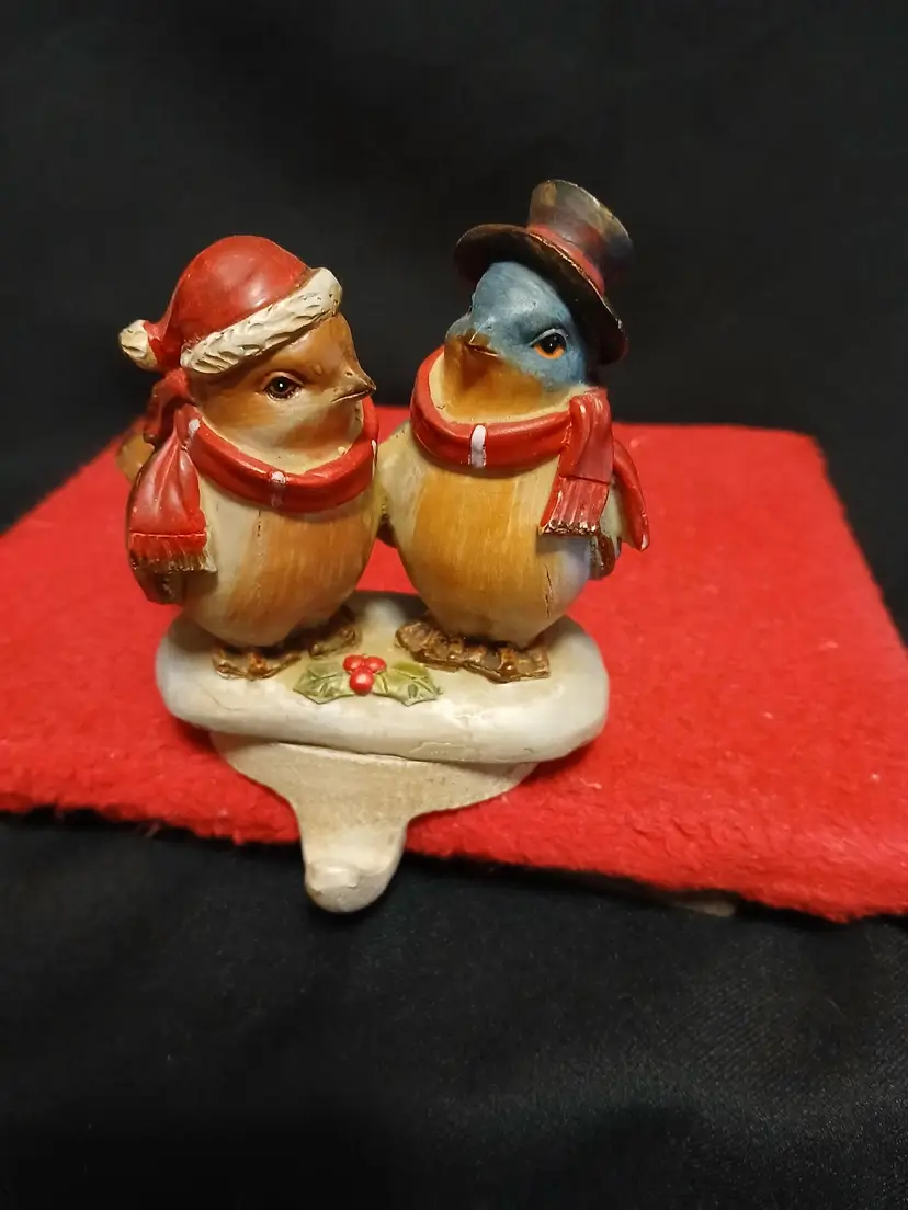 Festive Bird Couple Figurine Stocking Holder