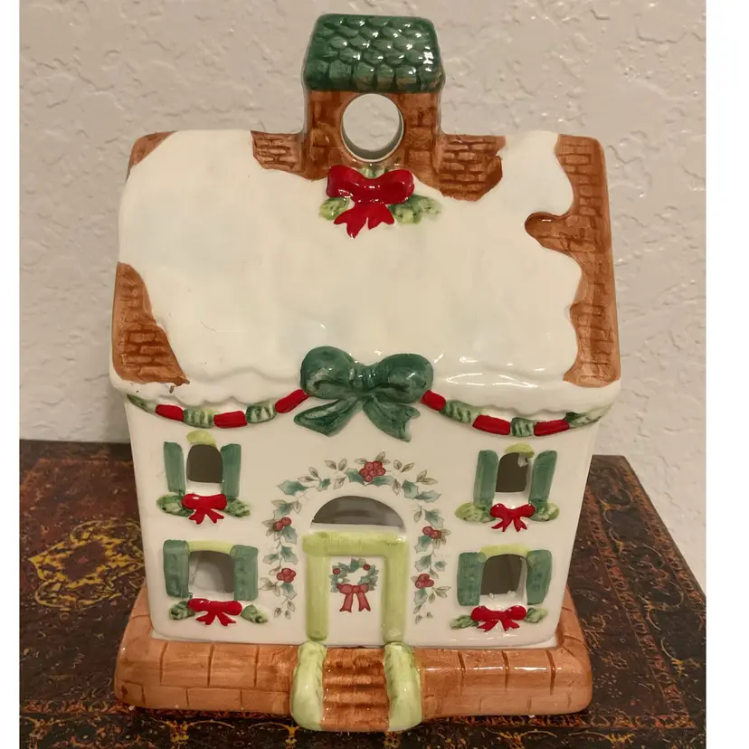 🎄Pfaltzgraff Winterberry House Holiday Light Holder