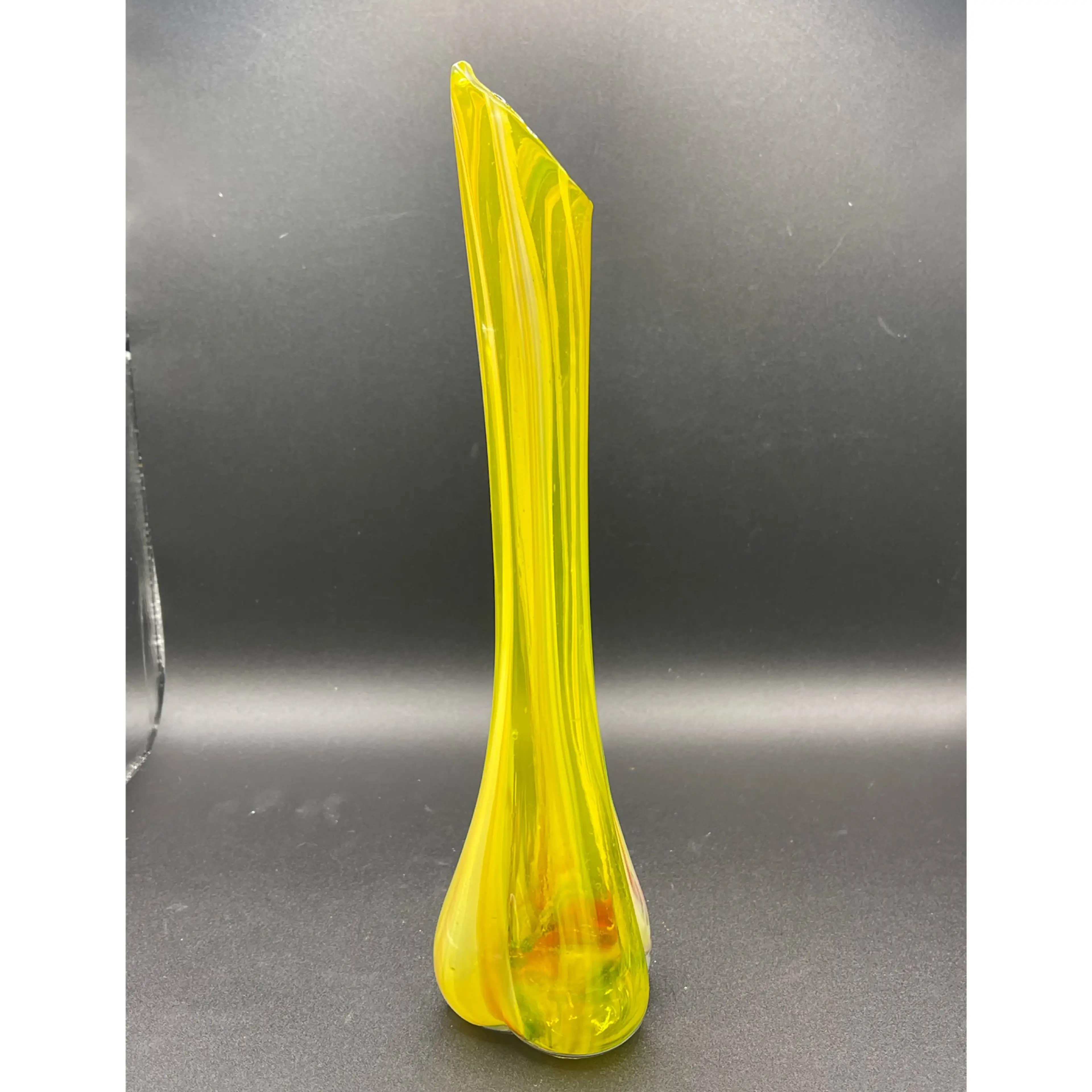 Image 4 of 8