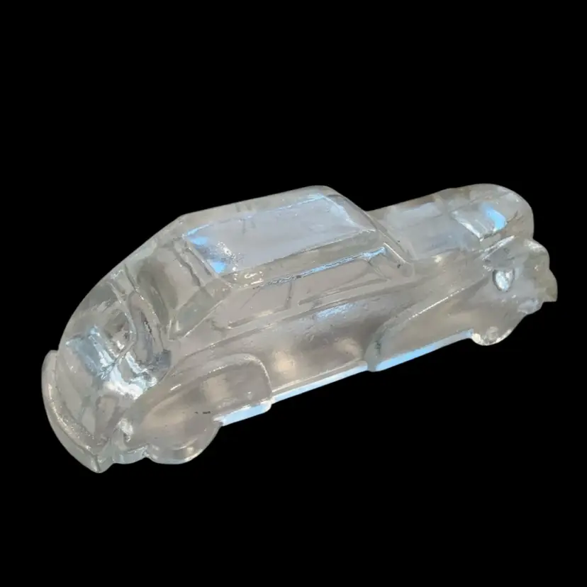 Vintage MCM Glass Airstream Sedan Car Candy Container 4.75”, Taiwan