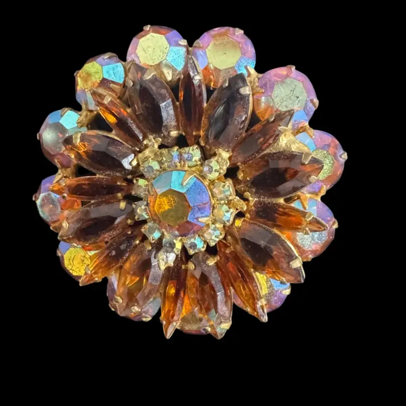 J37 - Jeweled Costume Brooch