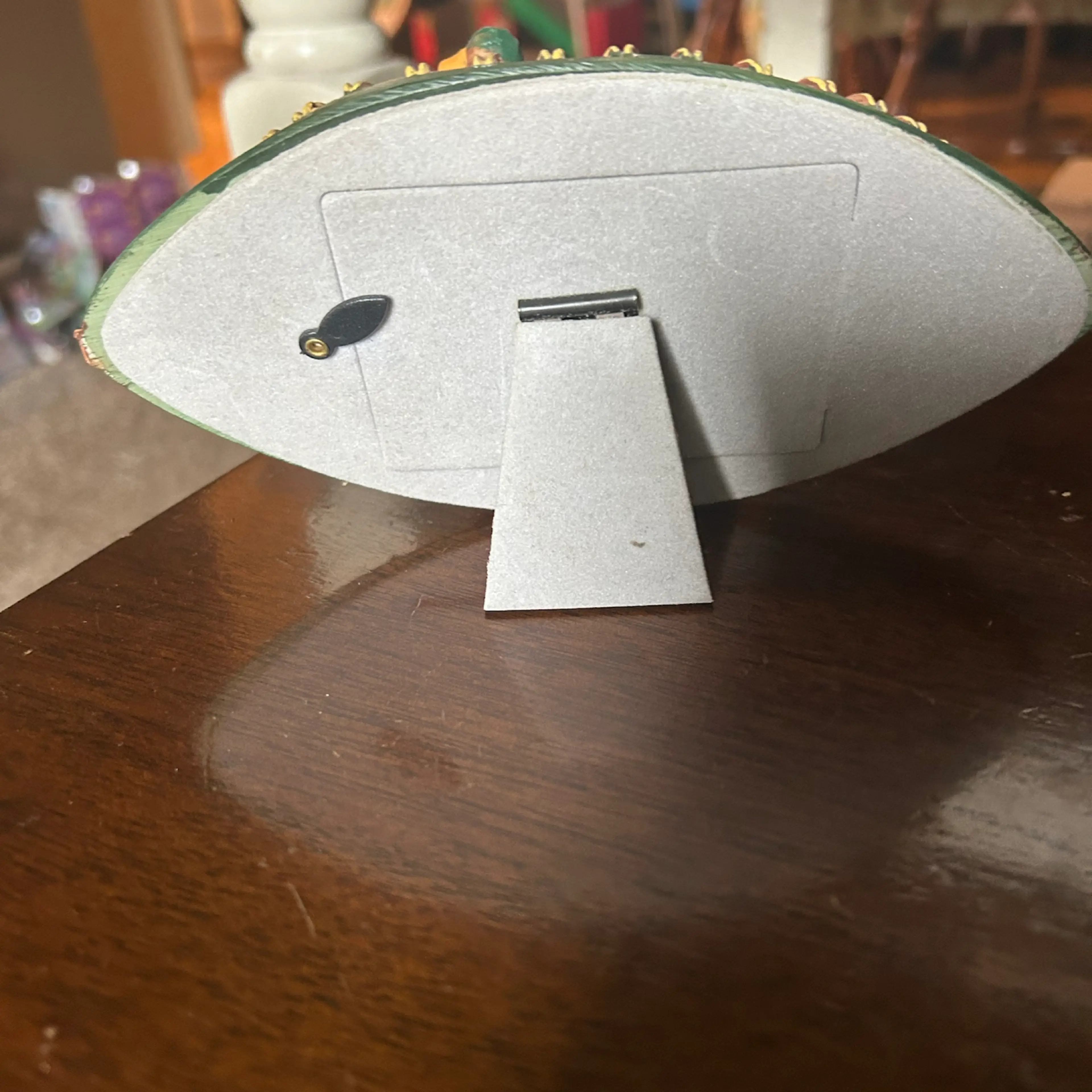 Image 3 of 3