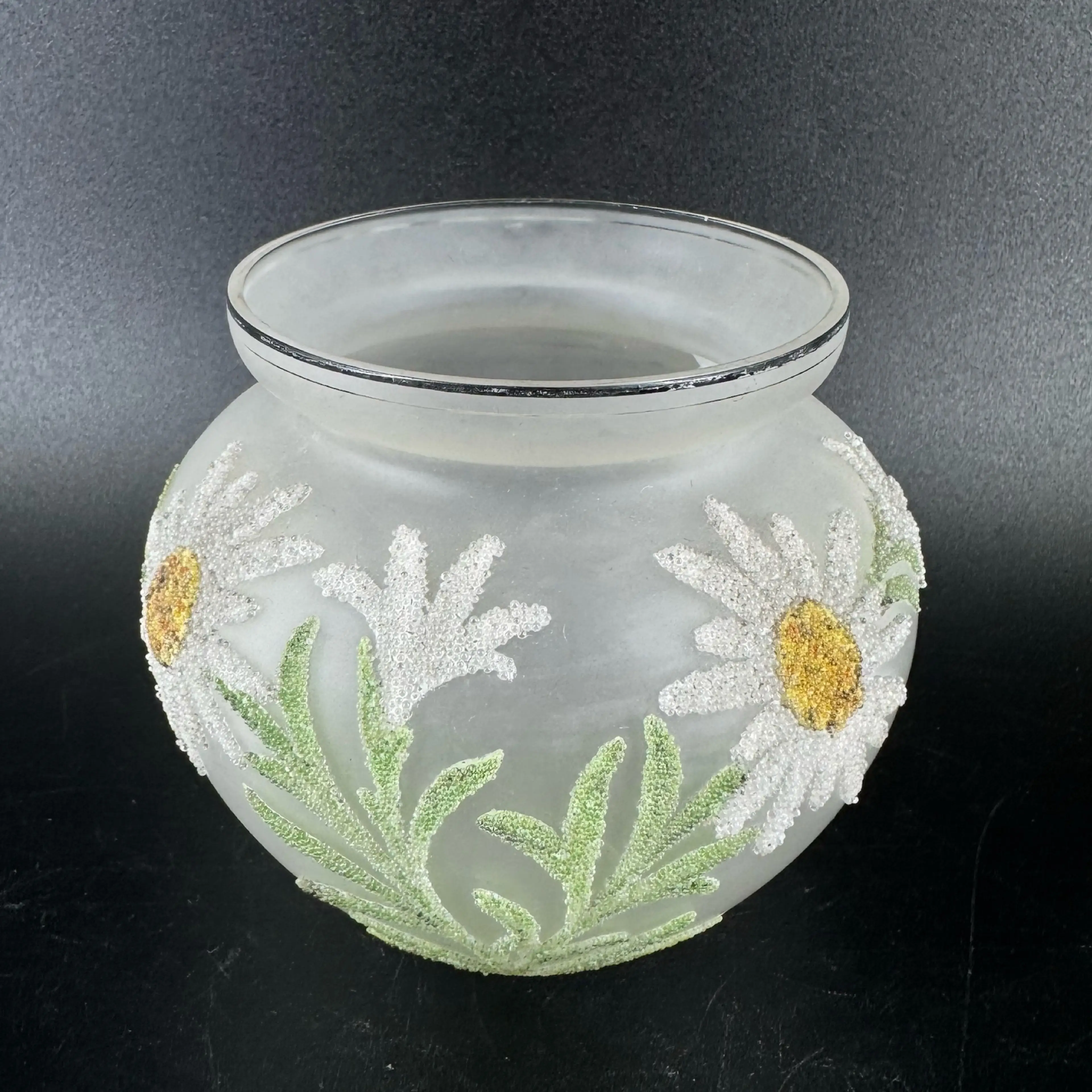 Image 2 of 7