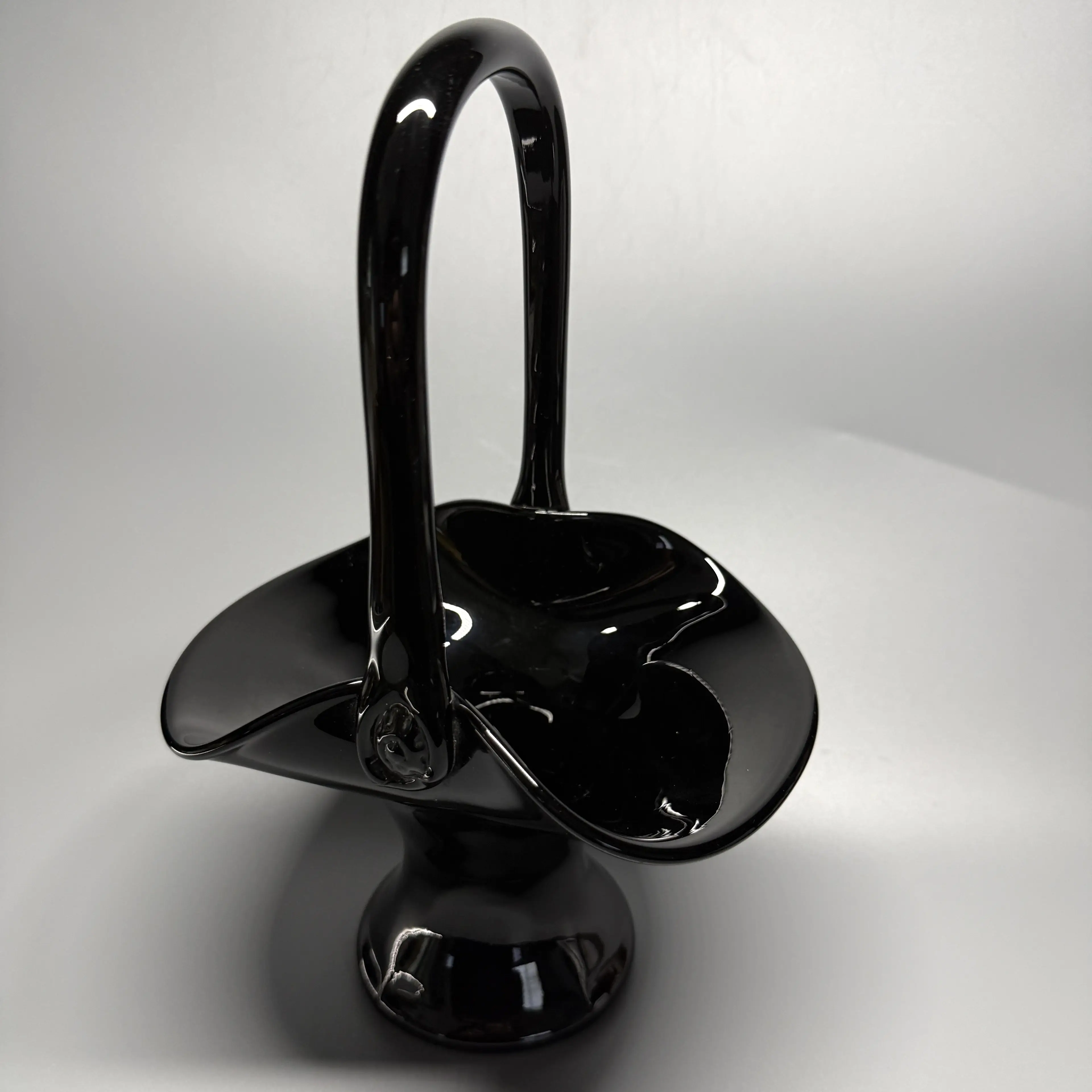 Image 2 of 9