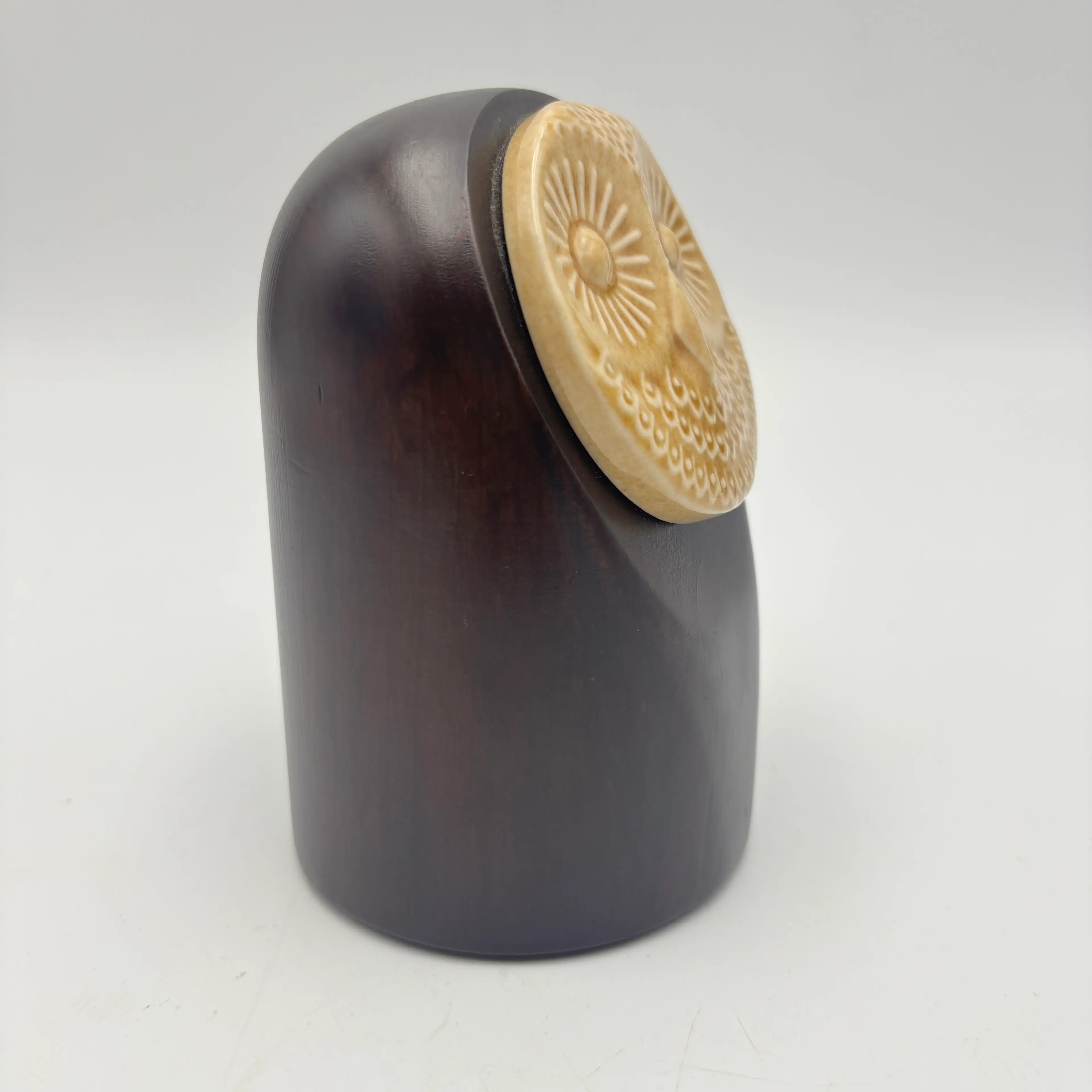 Image 2 of 6