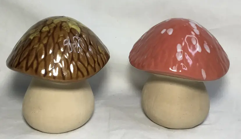 Ceramic mushrooms, lot of 2, glazed tops, bisque stems, red, brown w/dots 3.5"