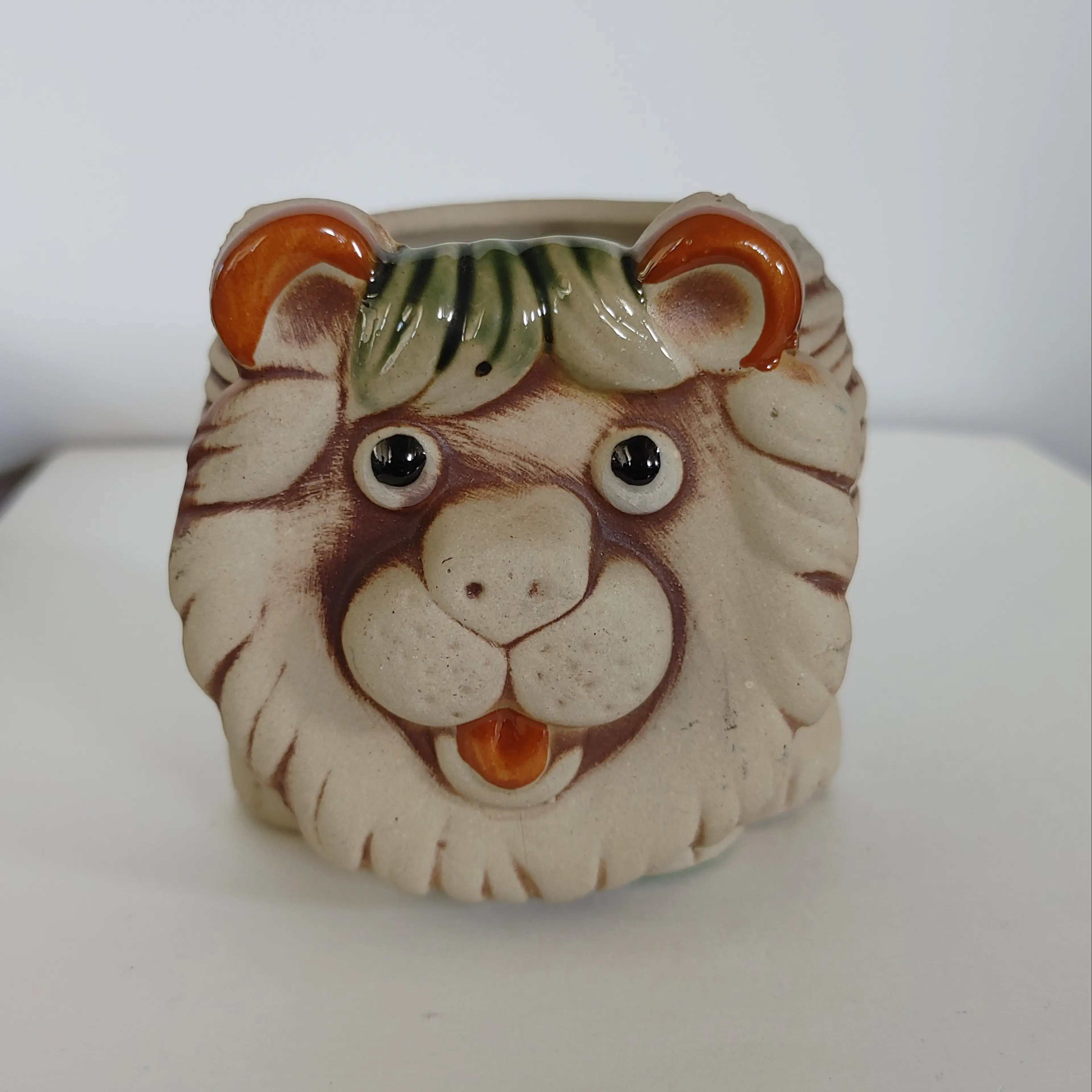 Image 1 of 6