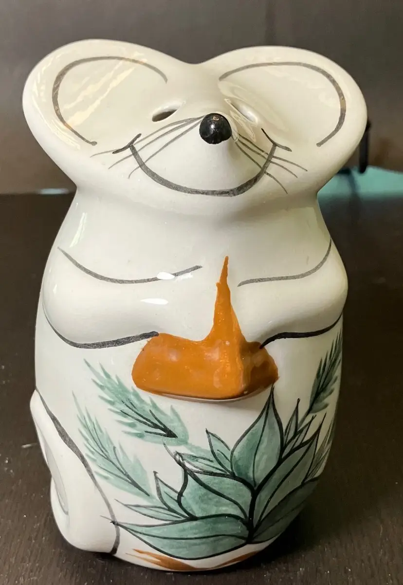 VTG Laurie Gates Hand Painted Mouse Shaker Figurine Decorative Only