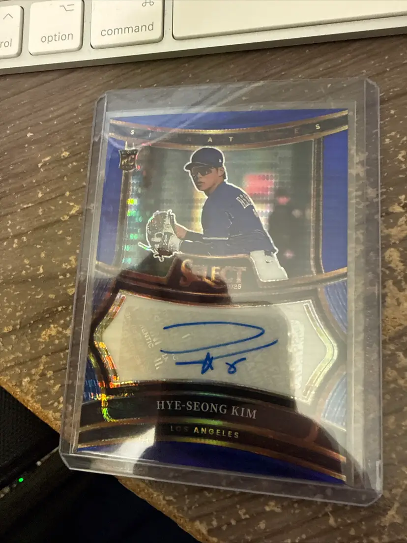 Hye-Seong Kim 2025 Select Blue Pulsar auto