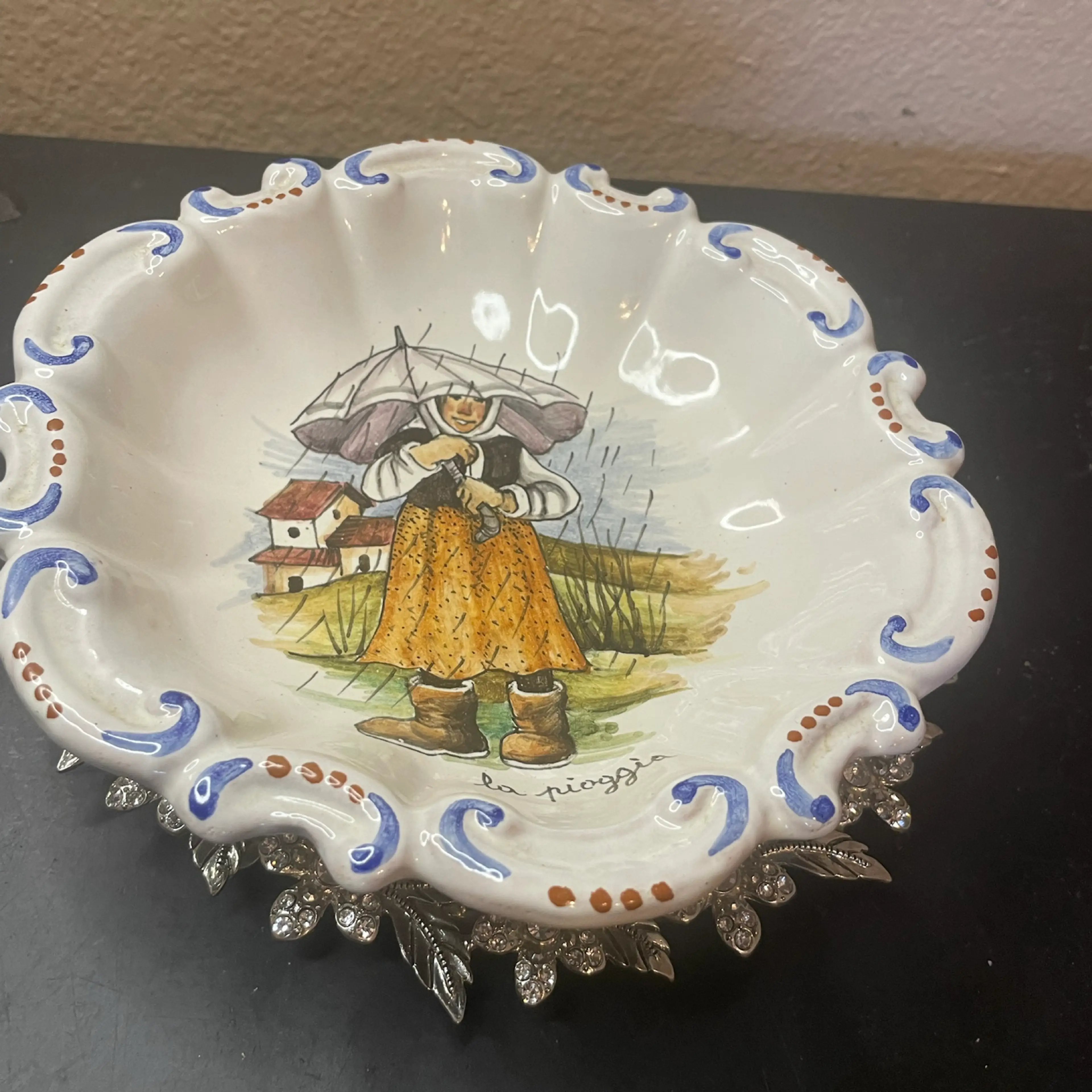 Image 3 of 3