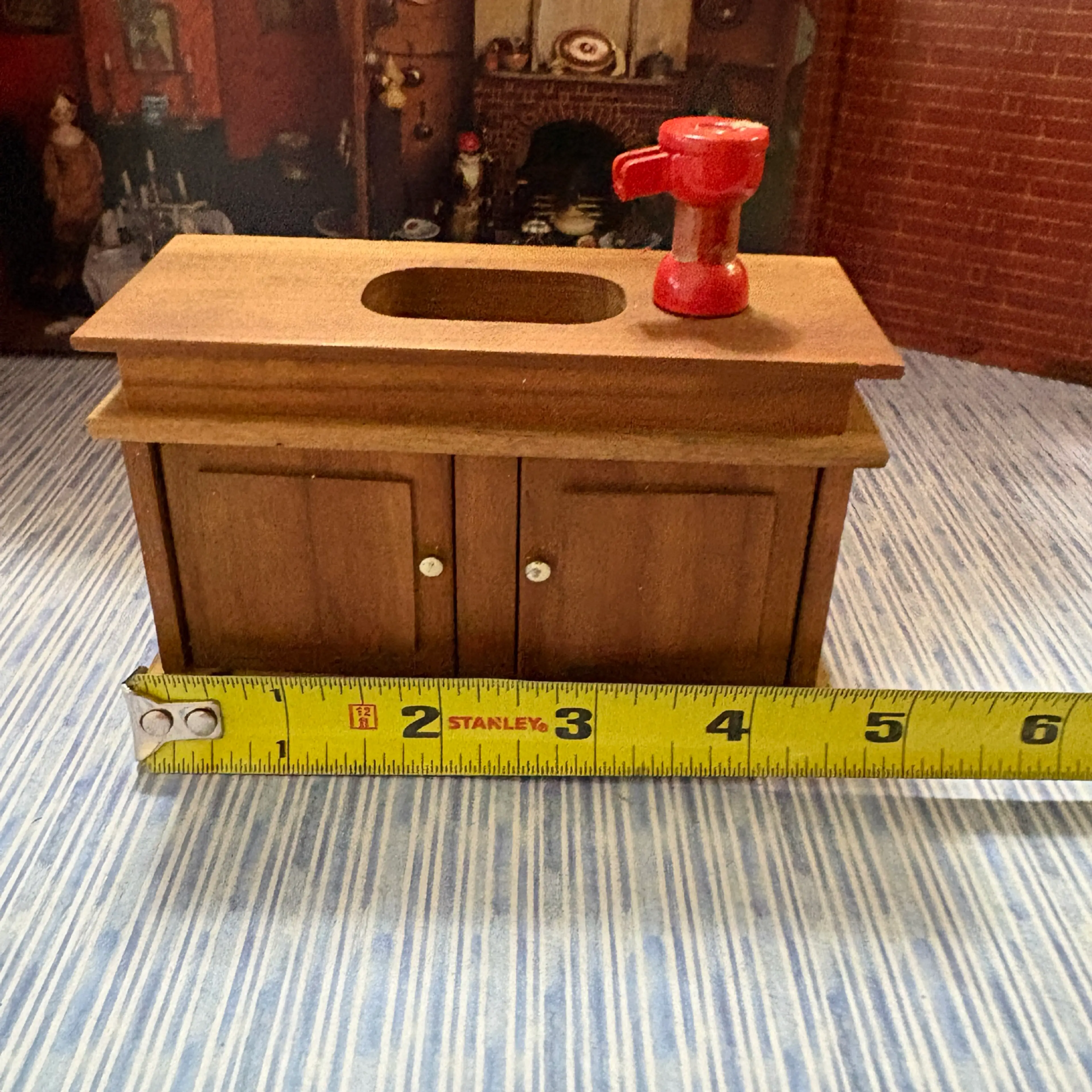 Image 3 of 4