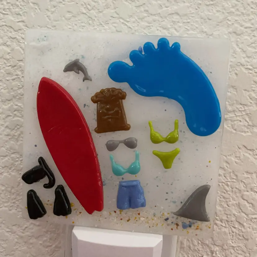 Made by Me! Fused Glass Nightlight Hang Ten Beach Design 4” x 4” Studio Art Handmade