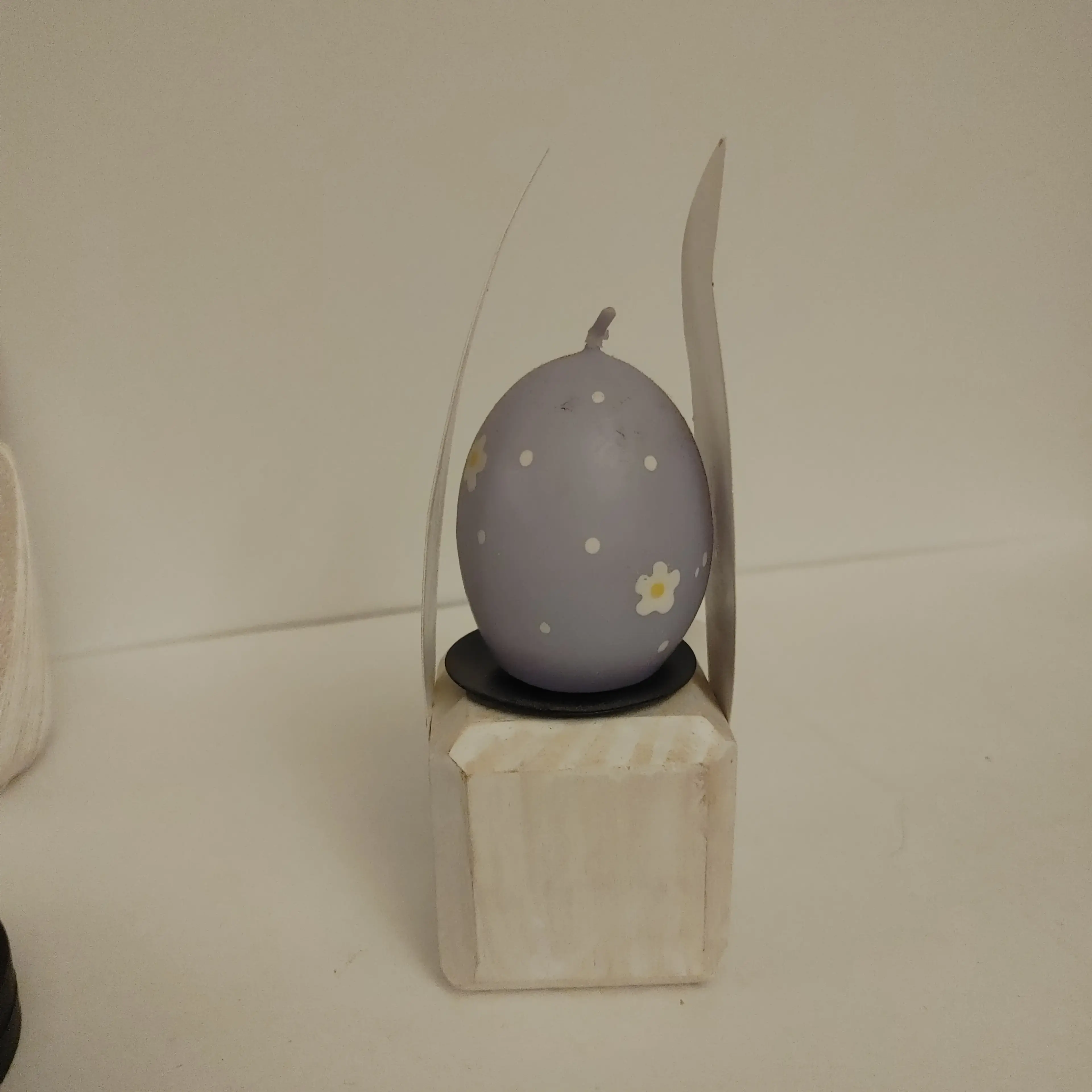 Image 2 of 4