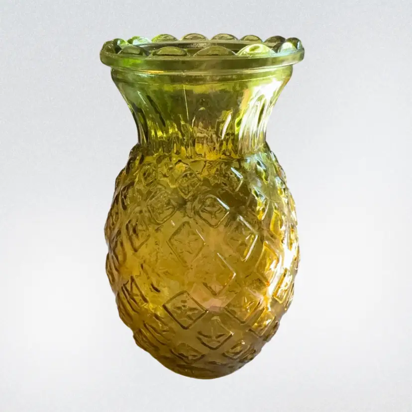 Glass 8” Pineapple Vase