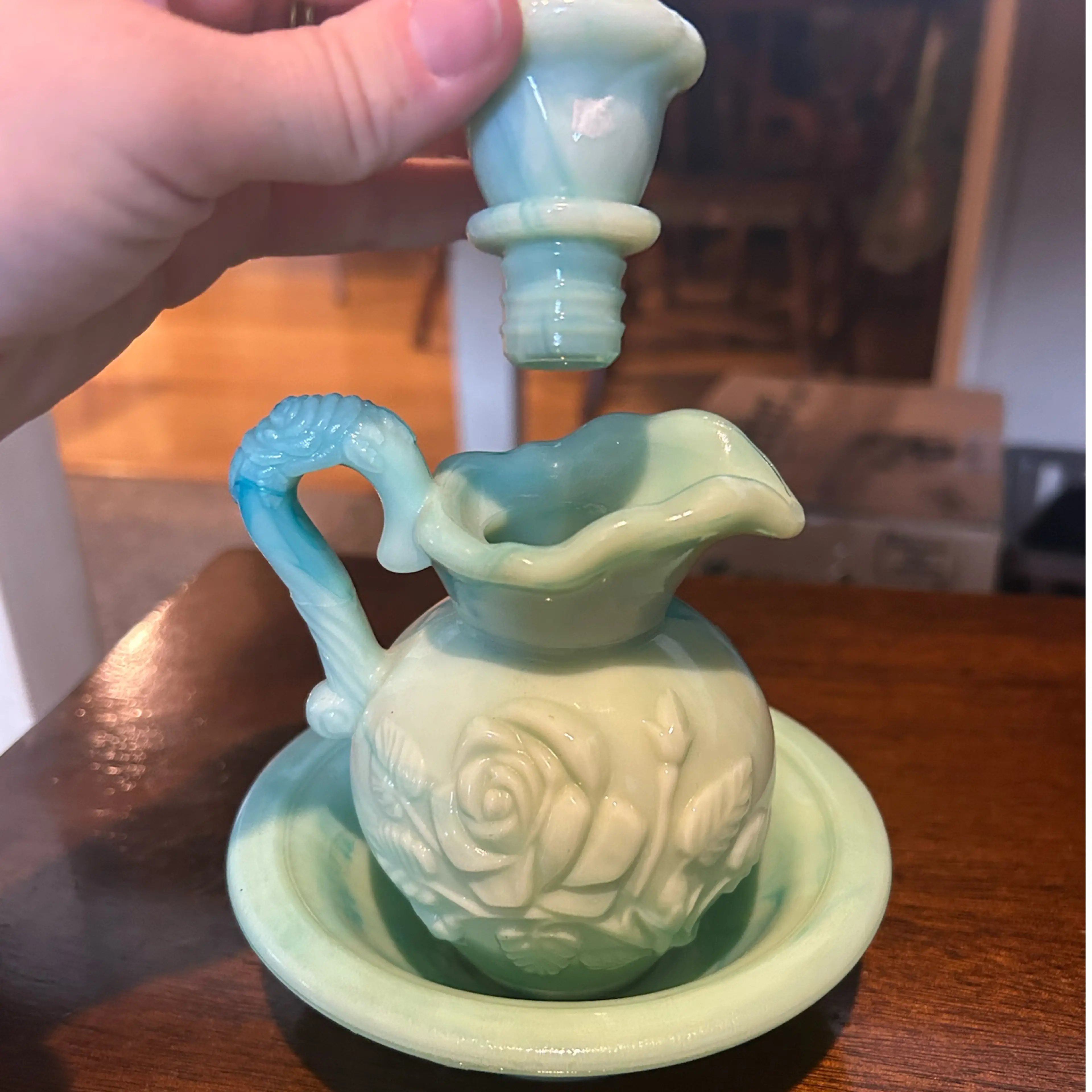 Image 2 of 6