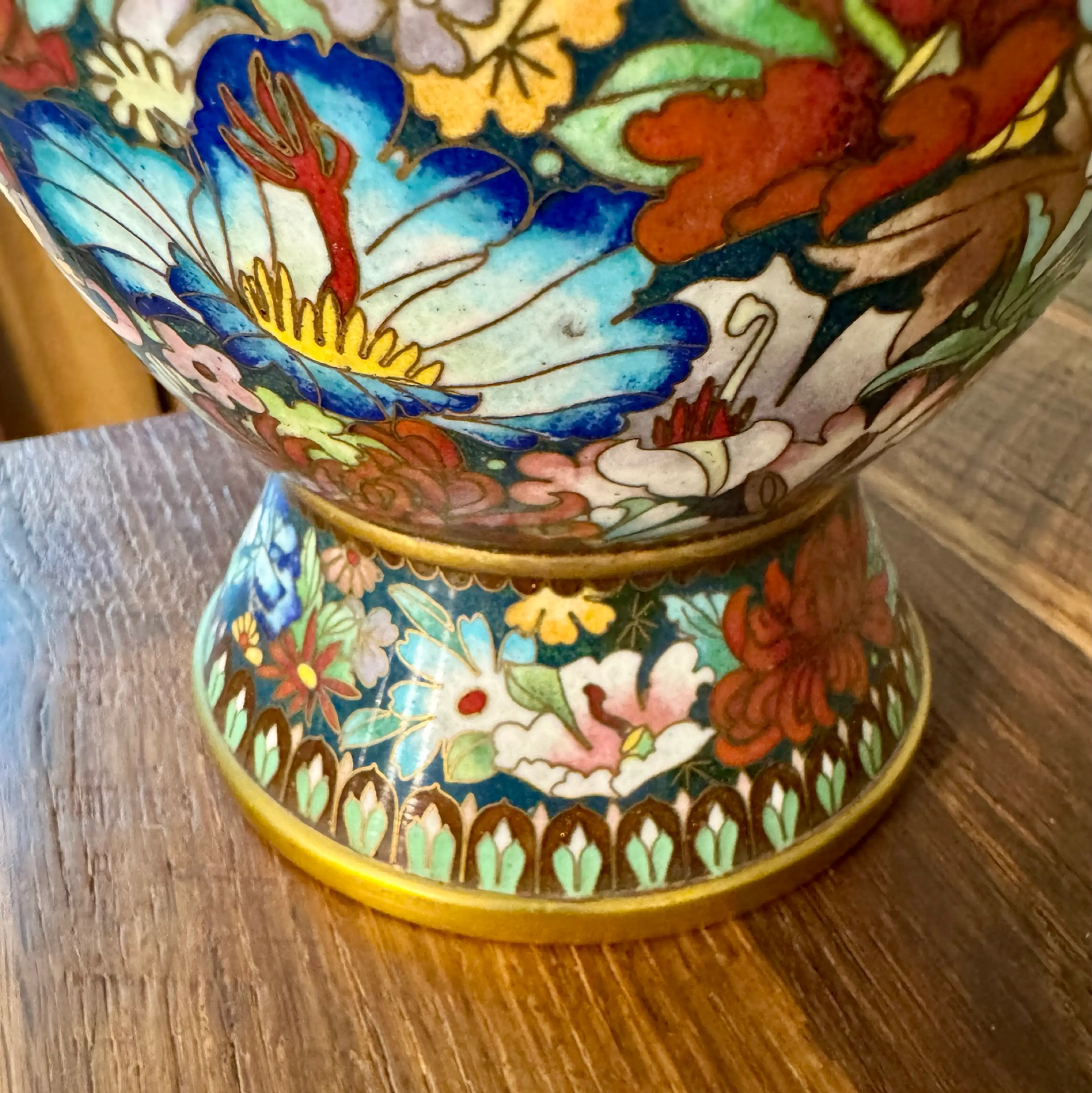 Image 4 of 8