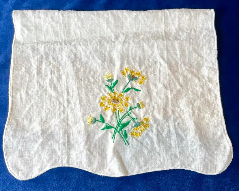 Vintage Hand Embroidered Linen Cocktail Napkin / Handkerchief Yellow Floral Motif Scalloped Edge