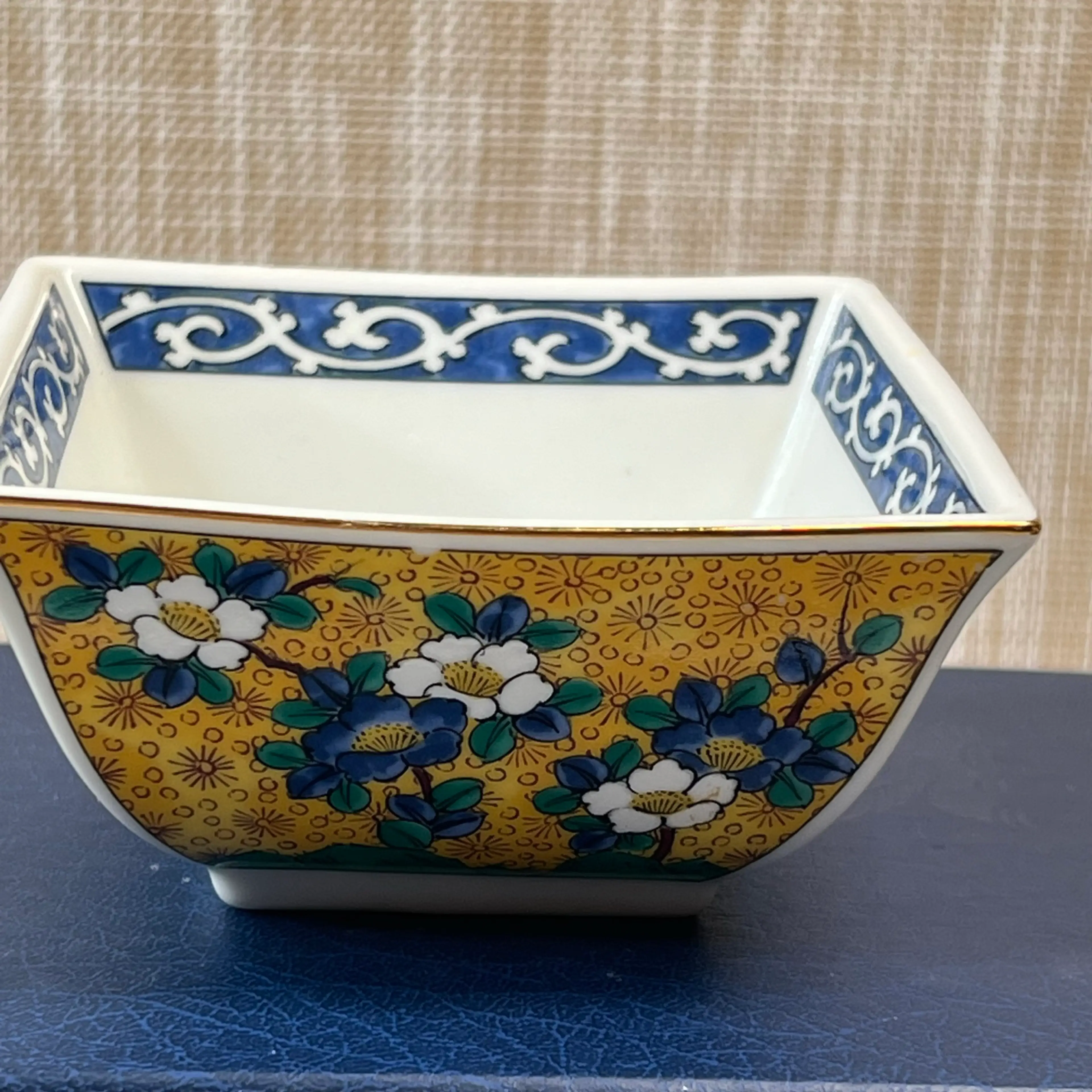 Image 4 of 13