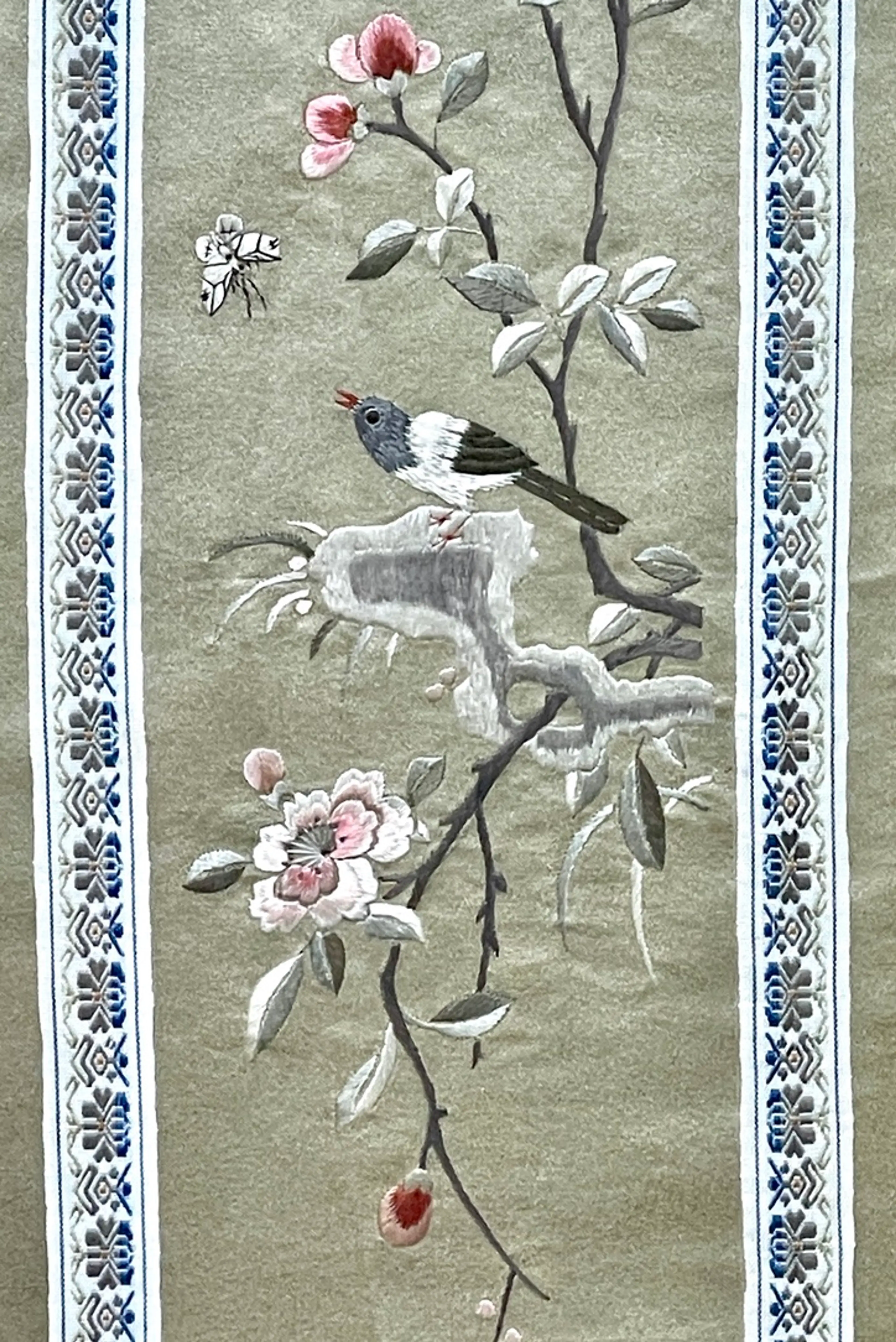 Image 4 of 8
