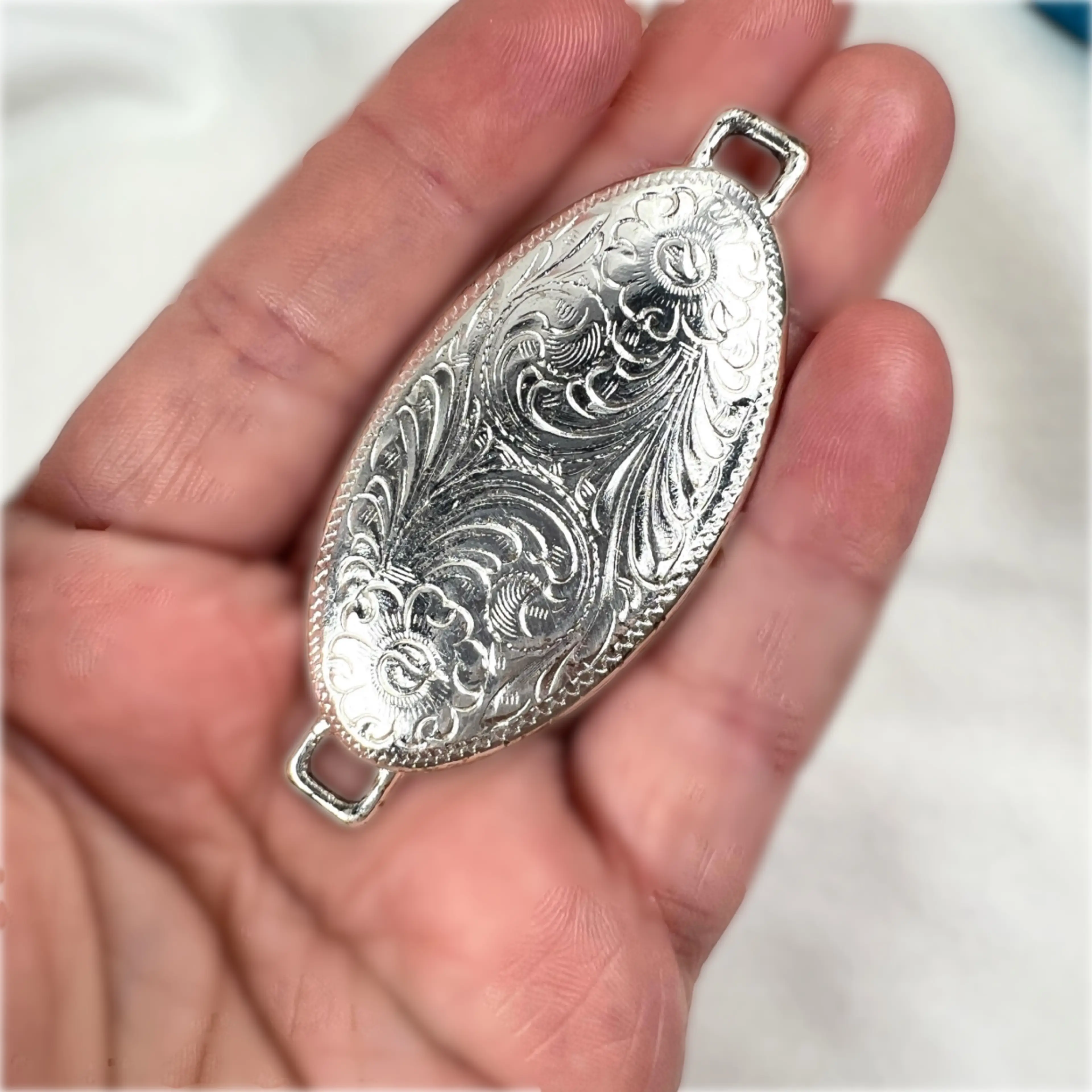 Image 2 of 4