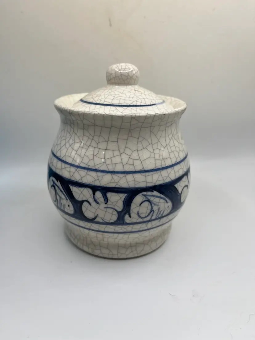 Potting Shed Covered Sugar Dish In Great Condition -