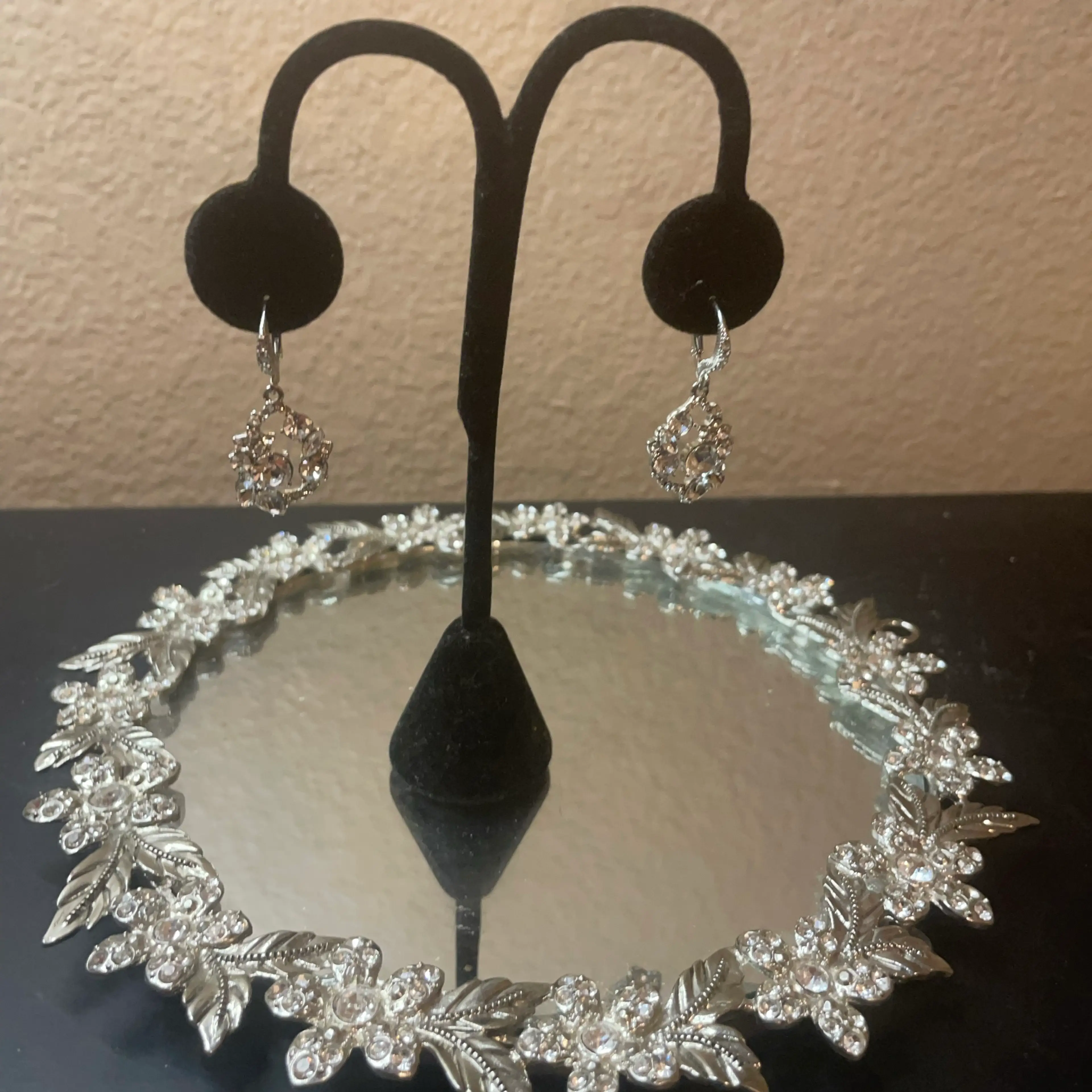 Image 4 of 5
