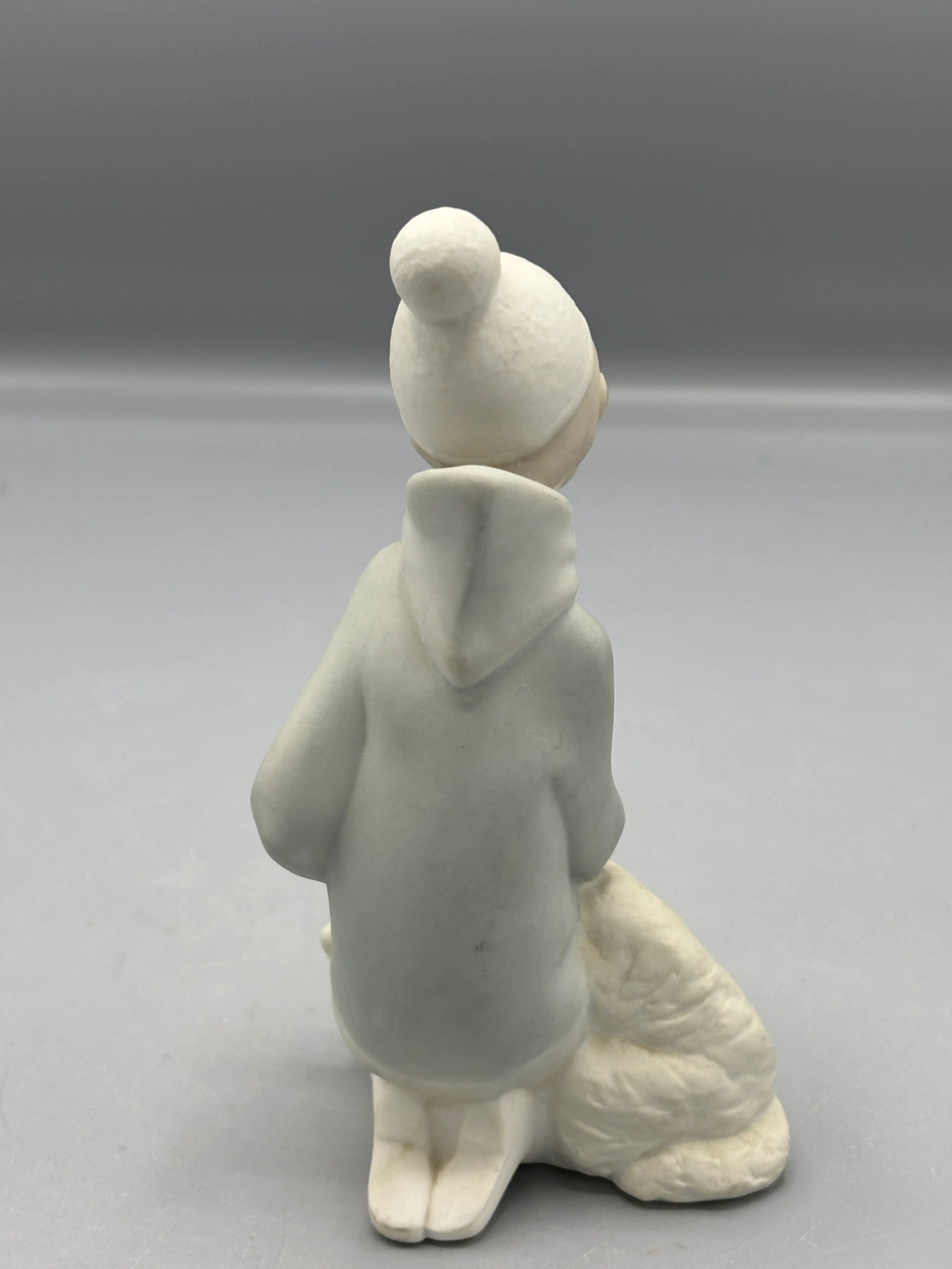 Image 2 of 6