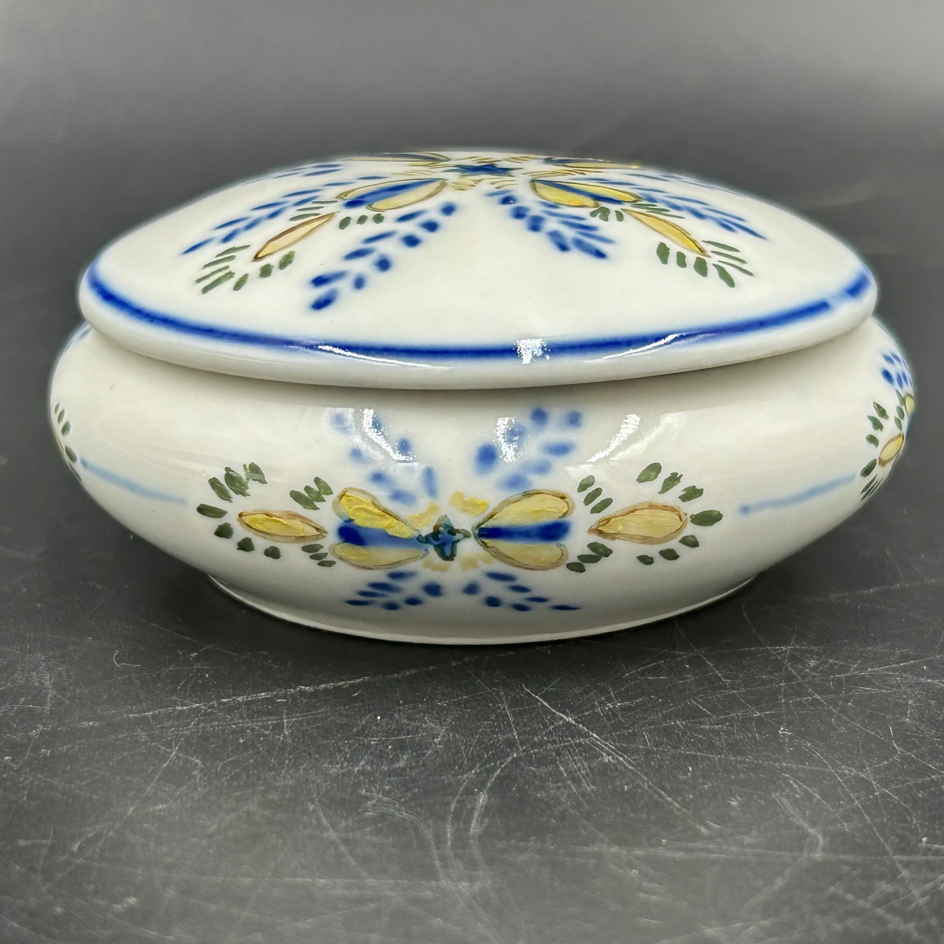 Image 1 of 7