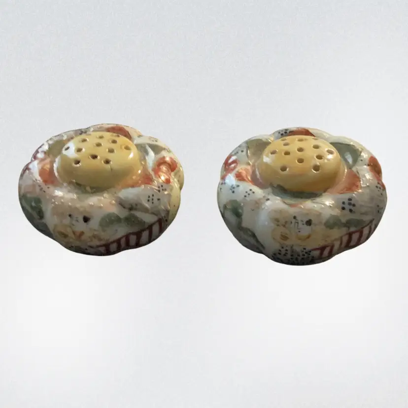 Vintage Japan Moriage Salt & Pepper Shakers With Cork Stoppers
