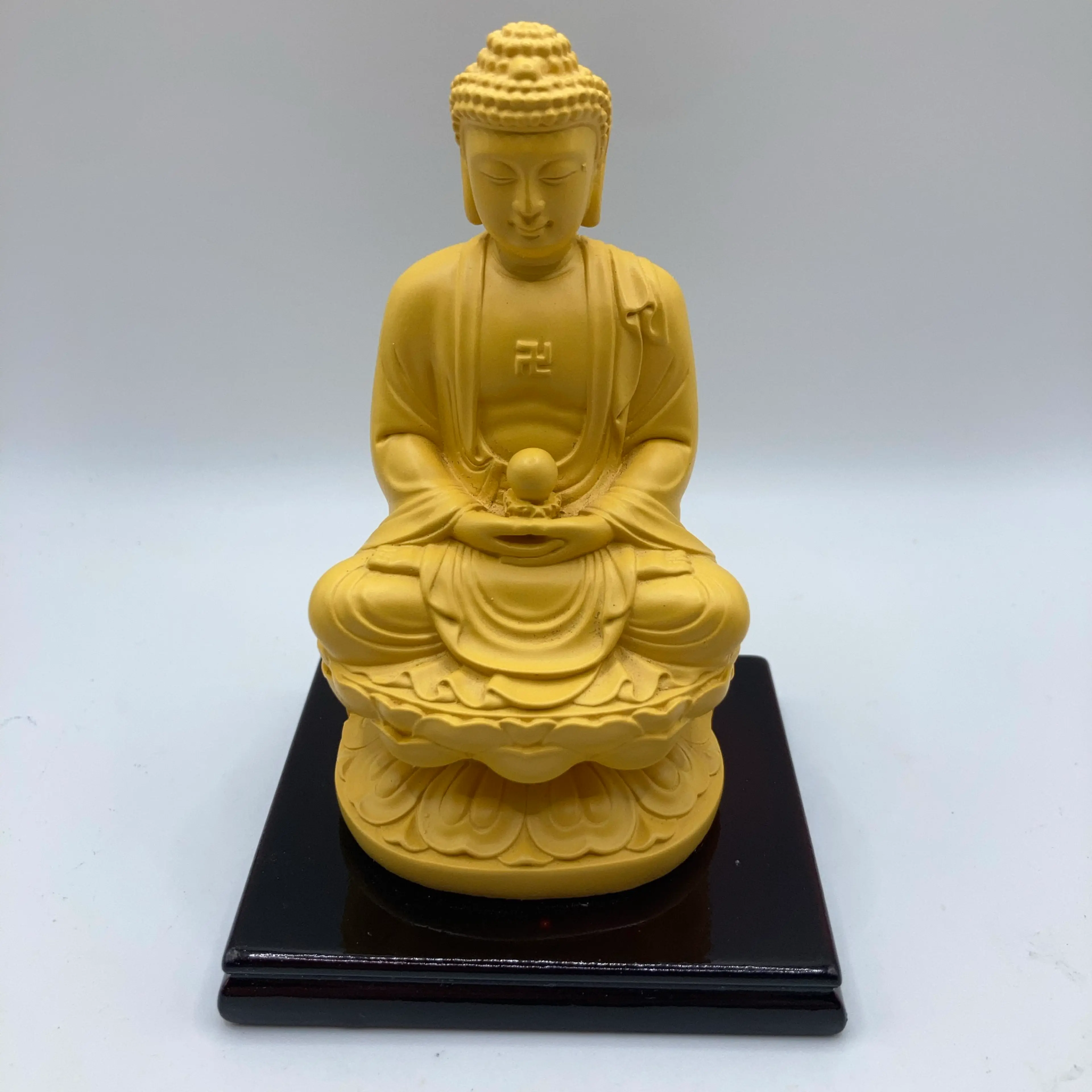 Image 2 of 8