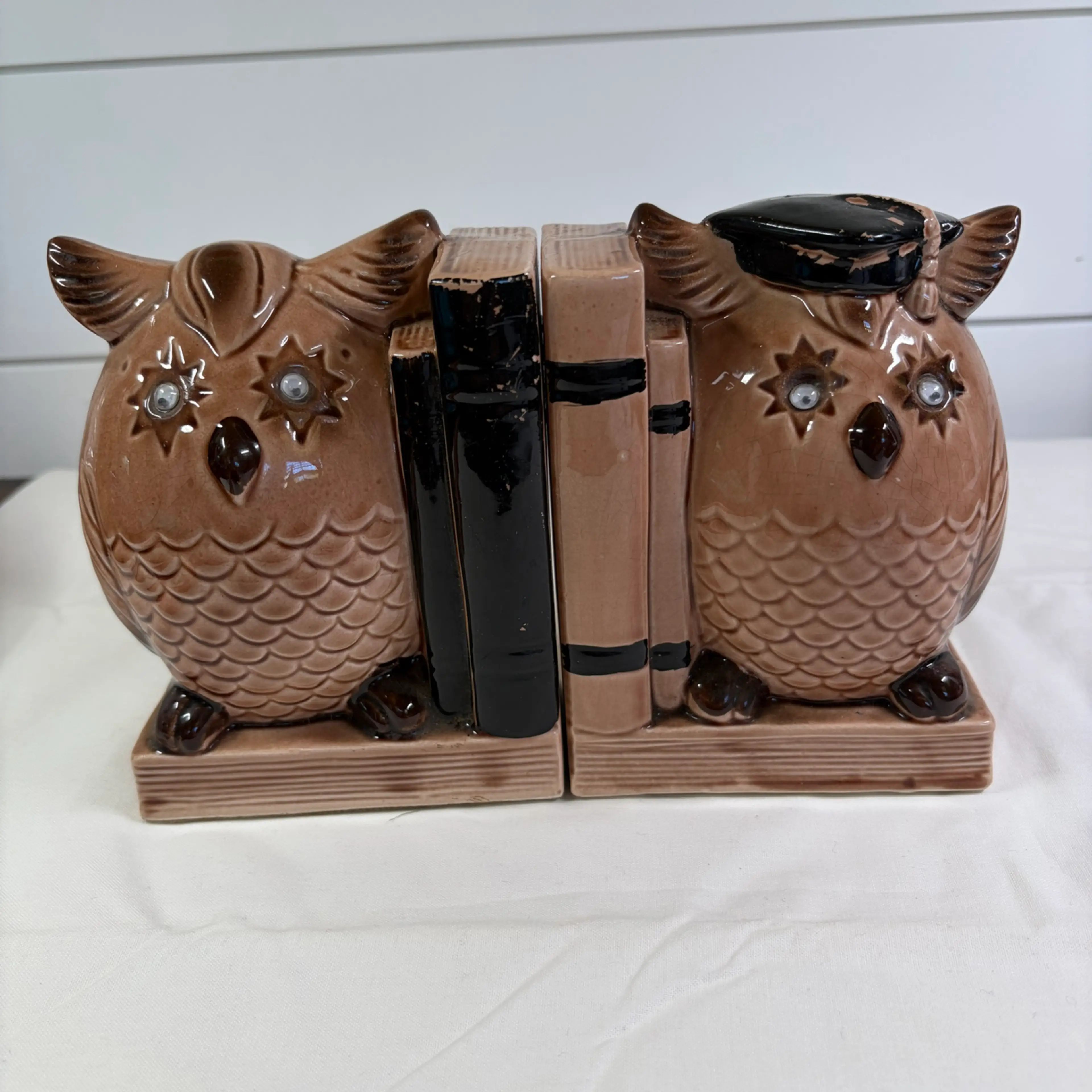 Image 2 of 7