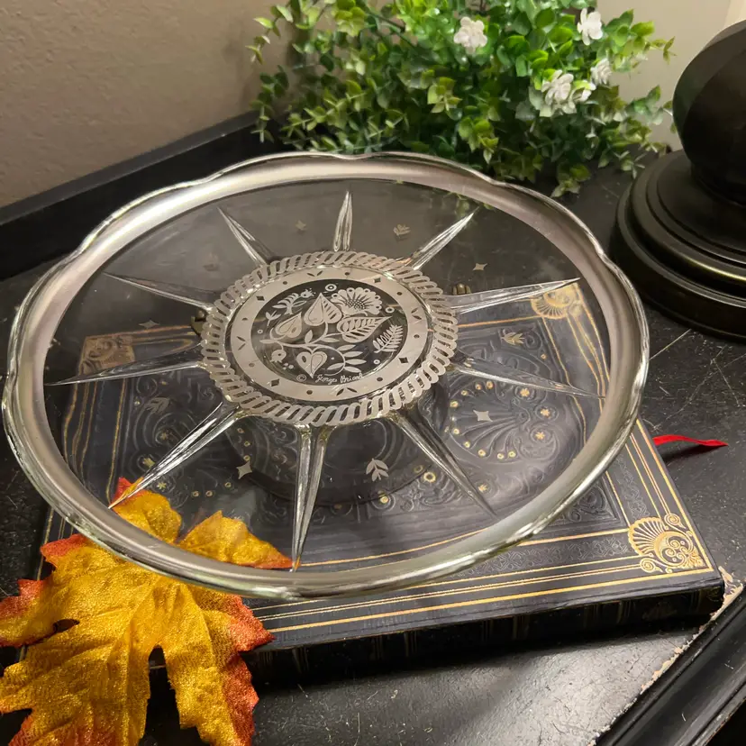 🖤Vintage Mid-Century Georges Briard Clear Glass & Silver Overlay Cake Stand / Serving Platter