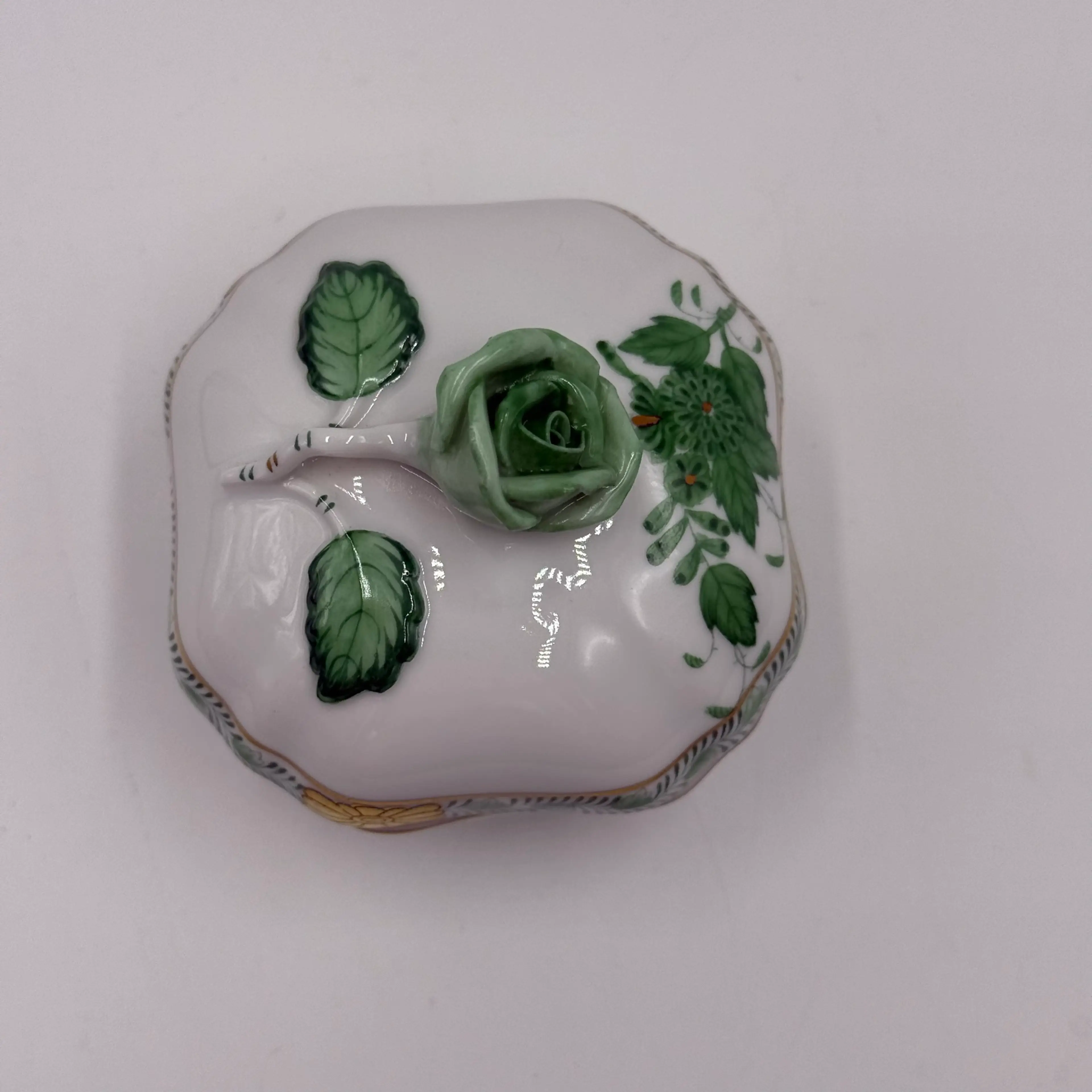 Image 5 of 16