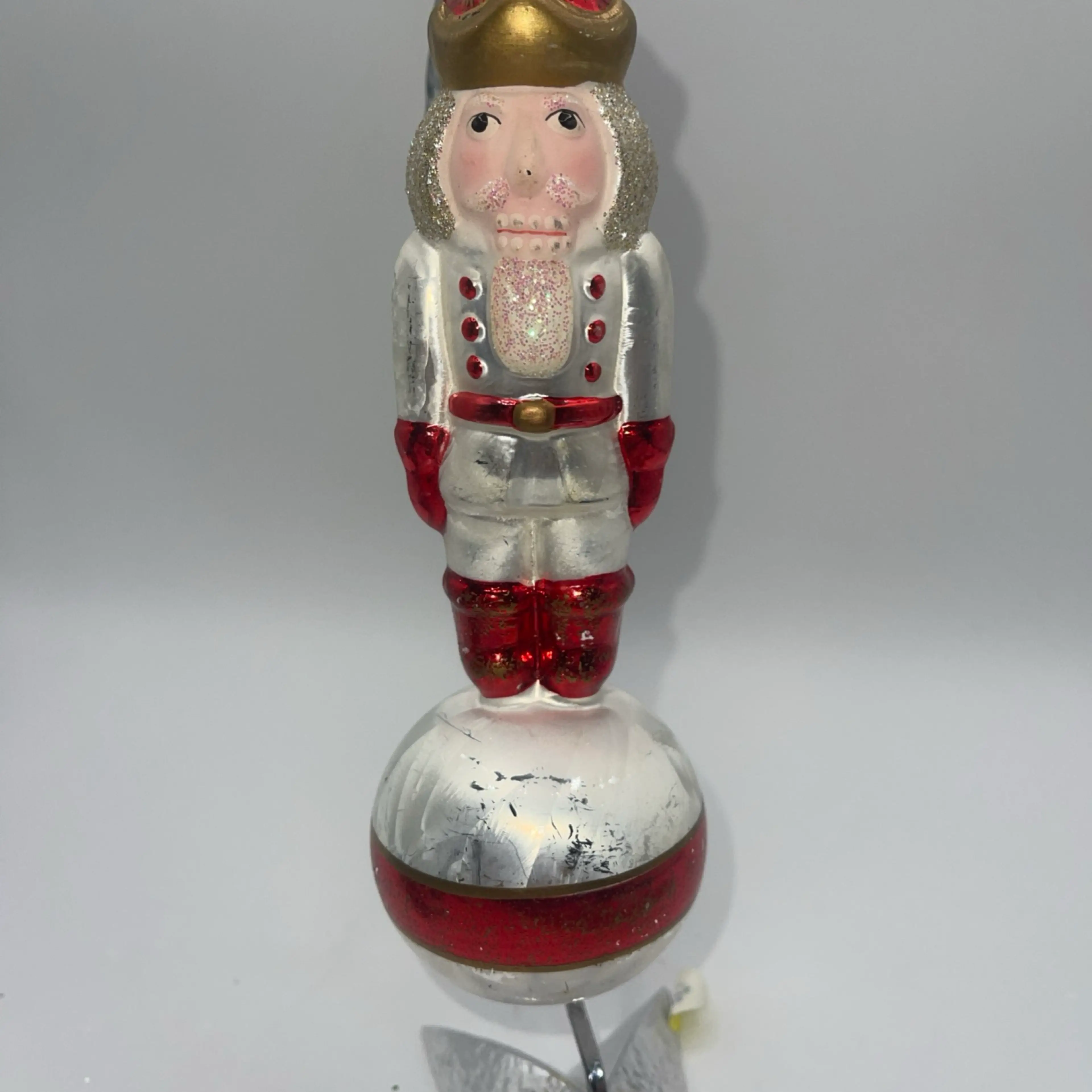 Image 2 of 6