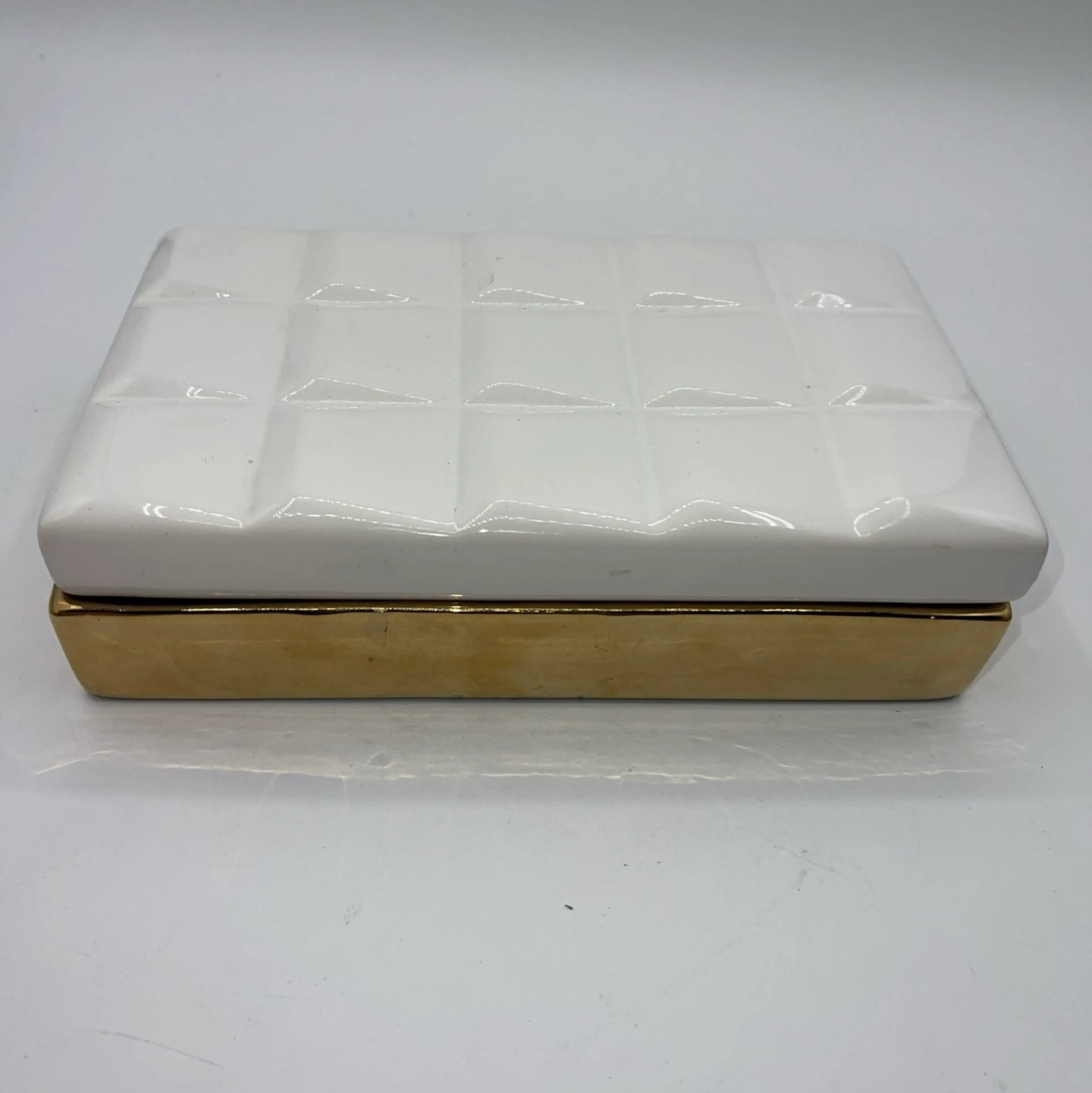 Image 2 of 8