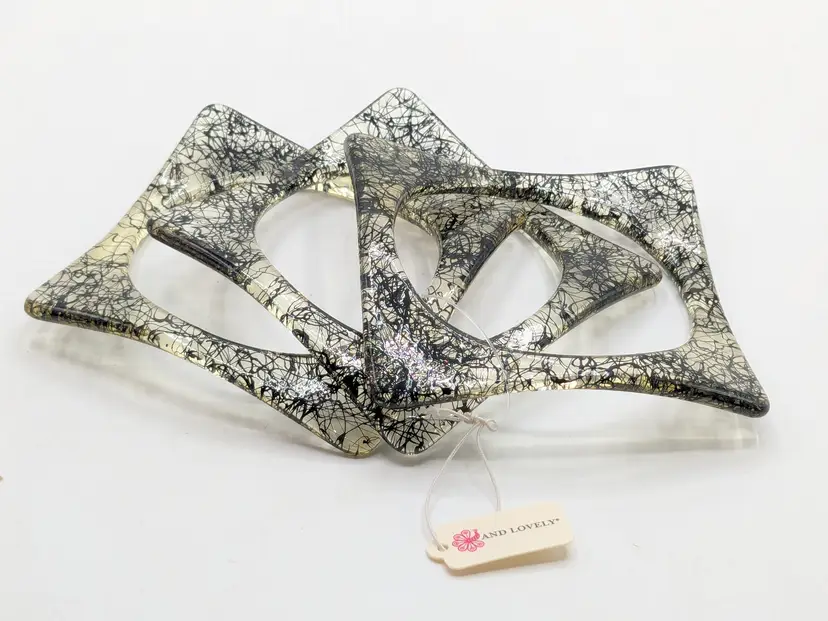 And Lovely Acrylic Black and White Abstract Bangle Set NWT