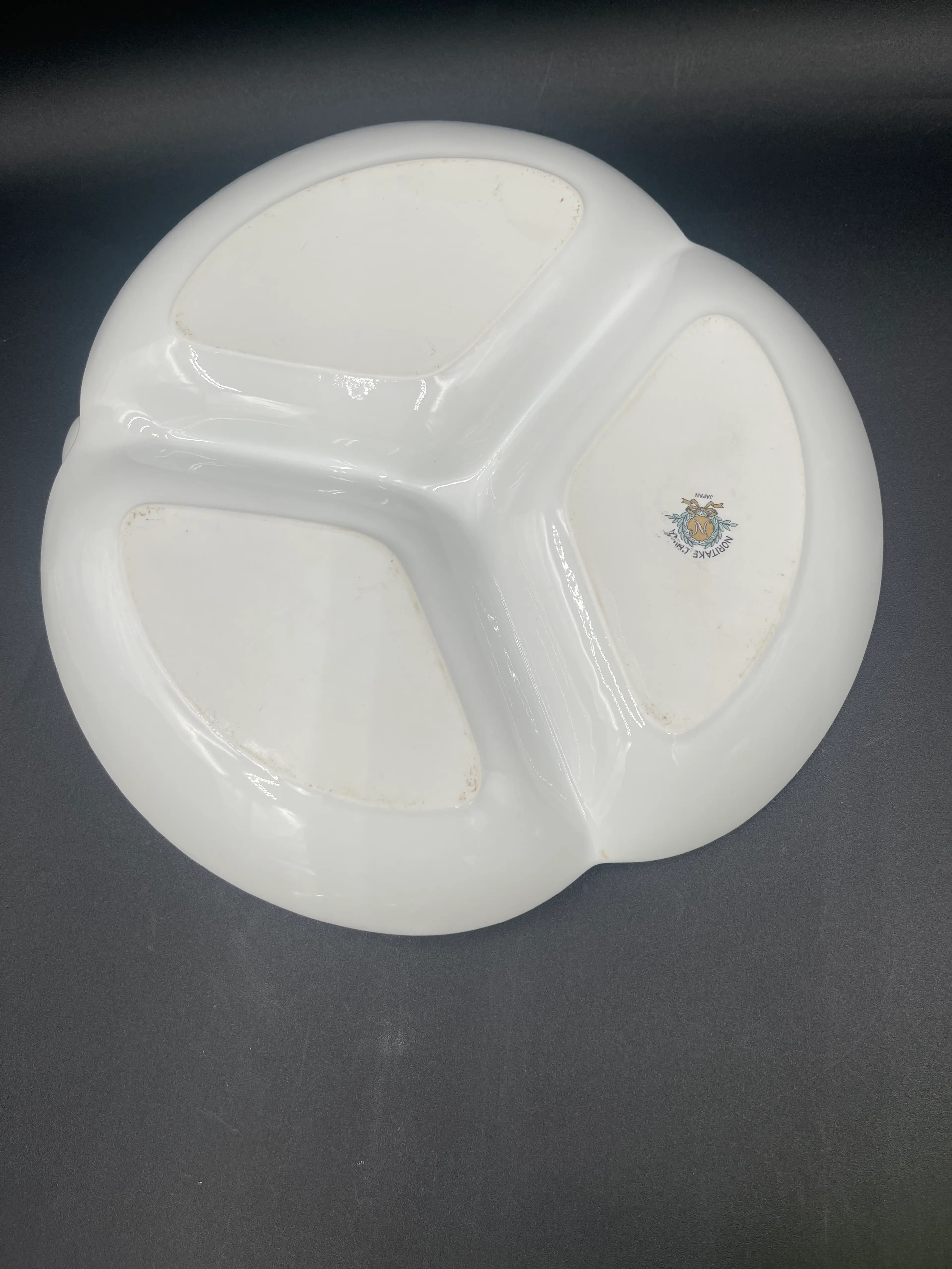 Image 3 of 4