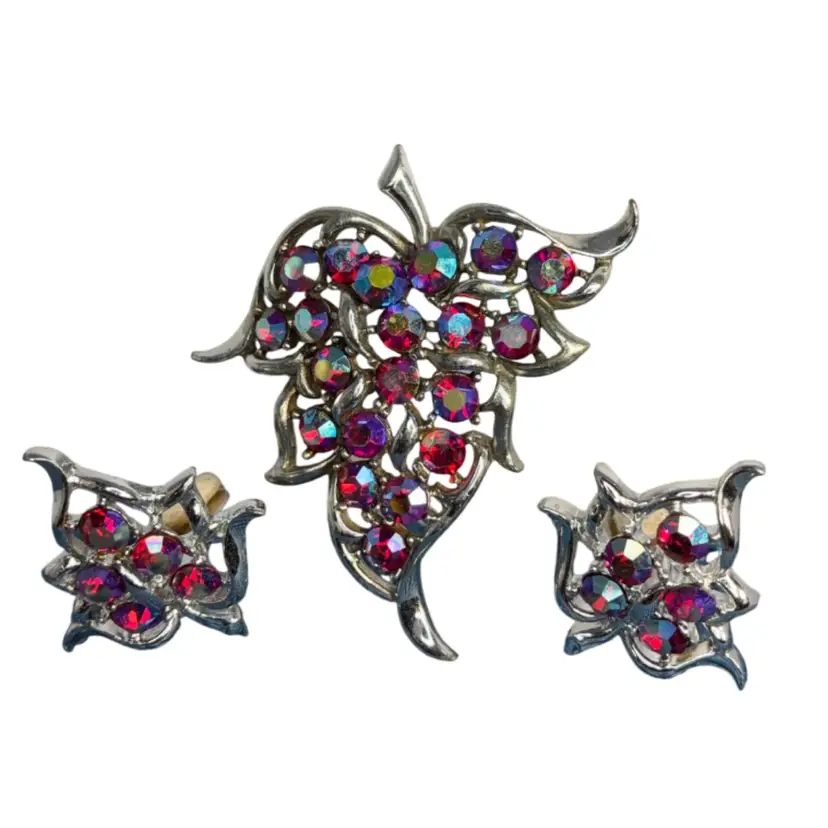 Sarah Coventry Red An Leaf Pin And Clip Earrings 2 3/8” & 1 1/4”