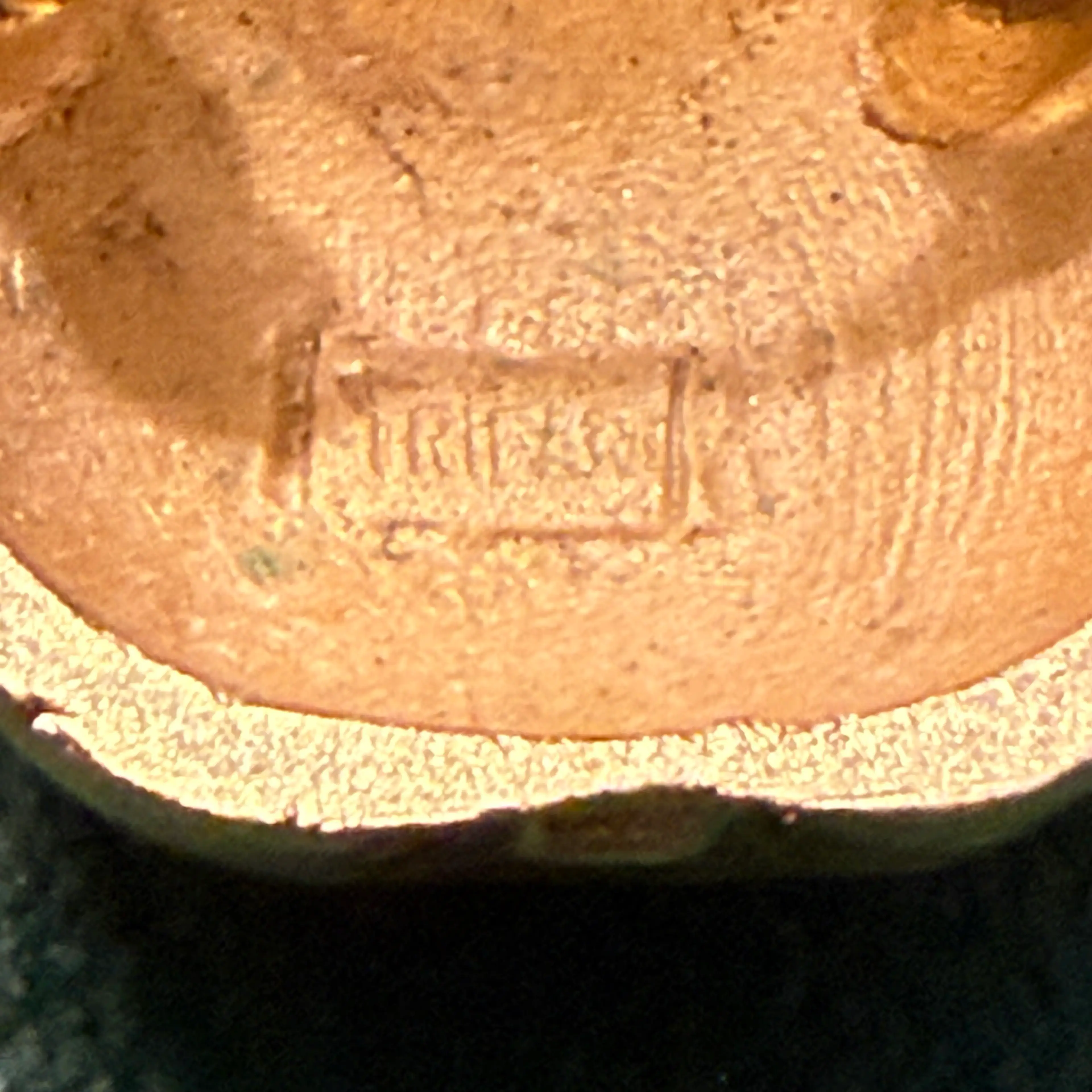 Image 4 of 4