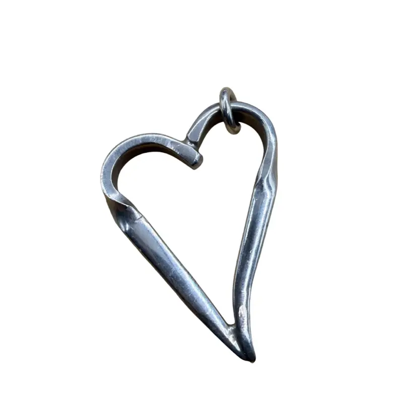 Vintage Twisted Cut Sterling Silver Heart Pendent