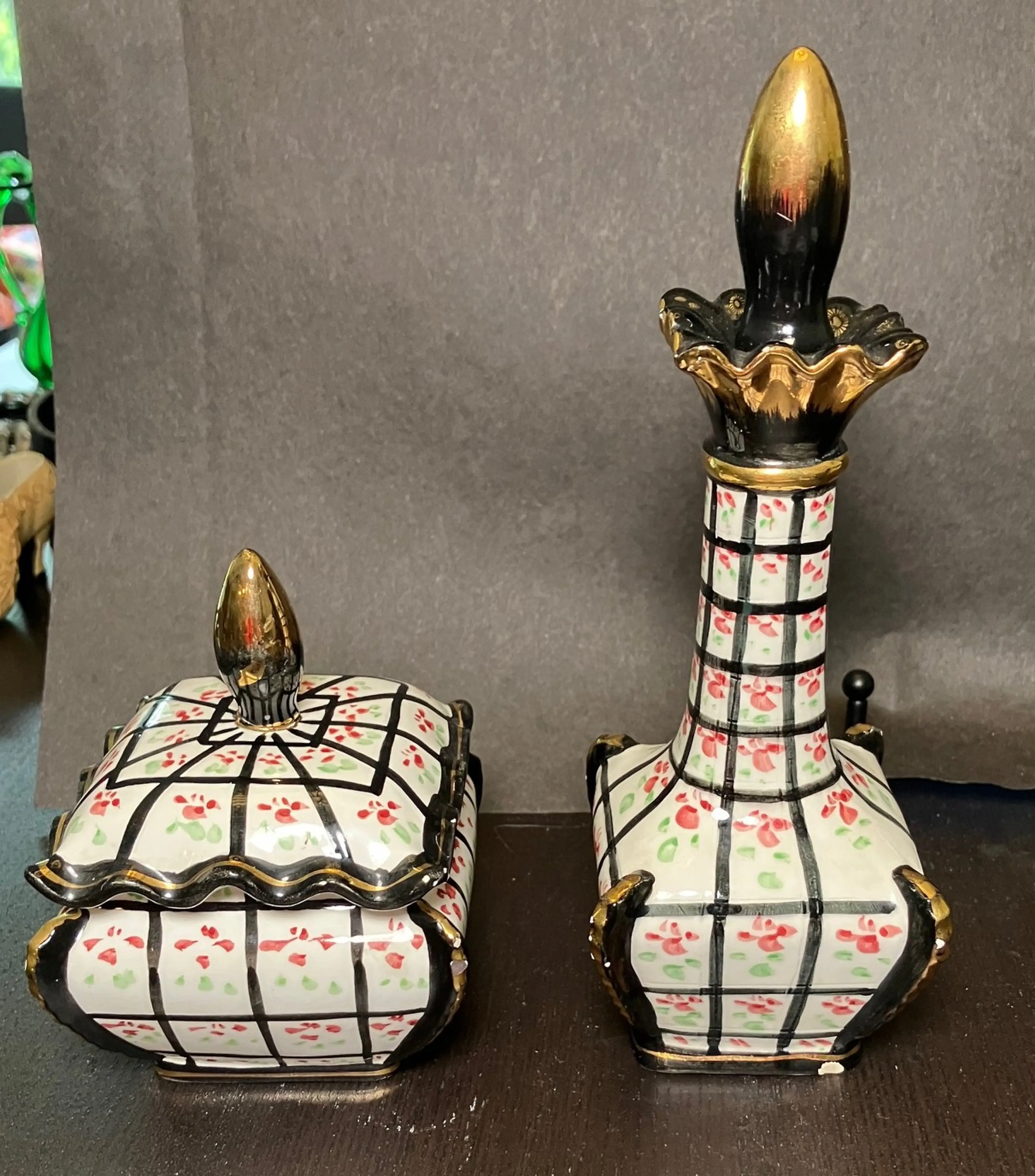 Image 4 of 16