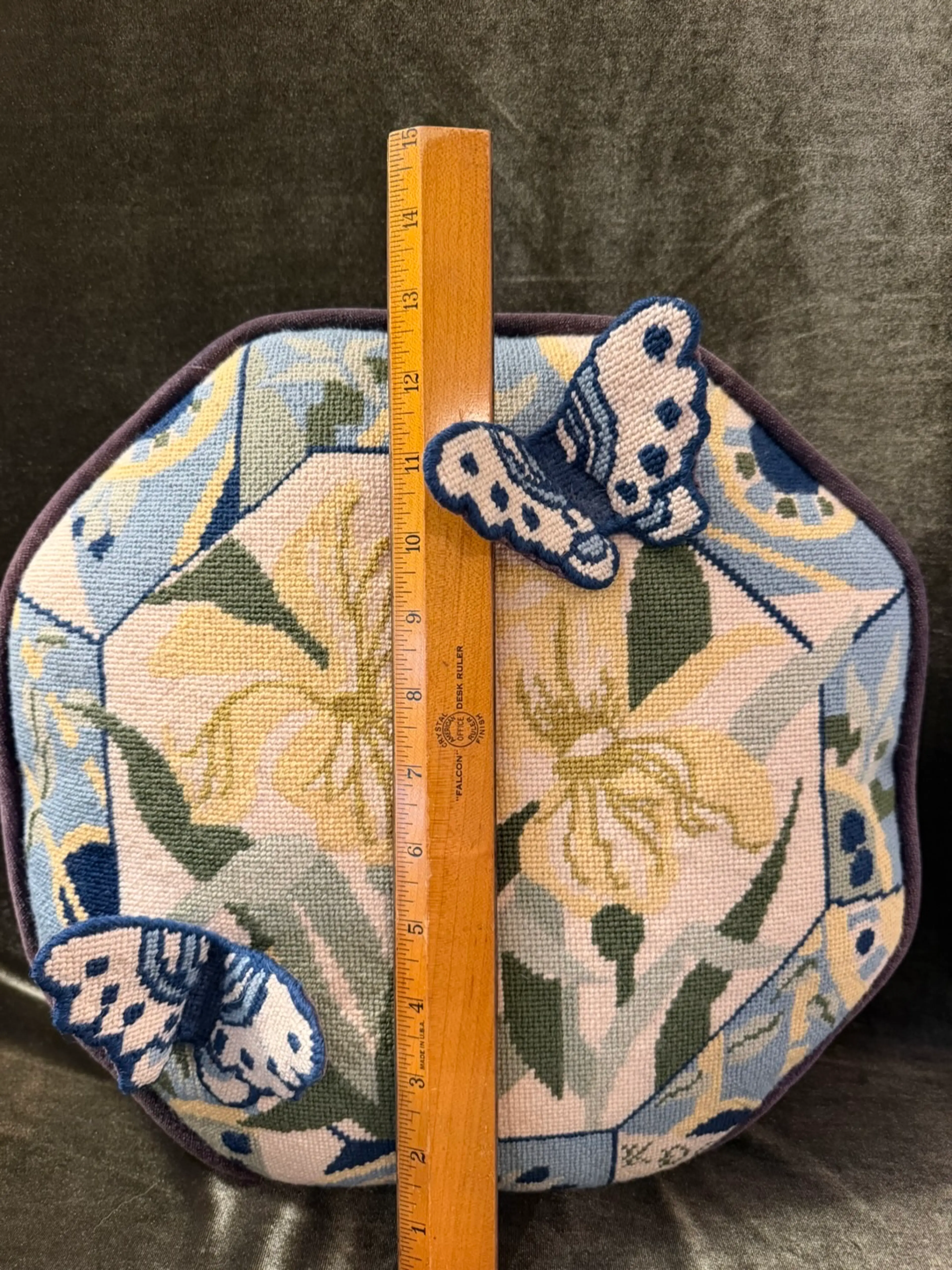 Image 4 of 8