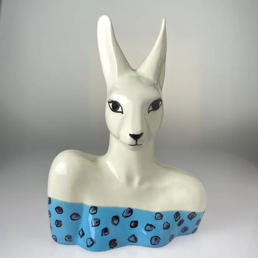 SS 🪩✨| Freya Povey Studio Pottery Ceramic Kangaroo Woman Bust 1980s Vintage Australia 8.5x6"