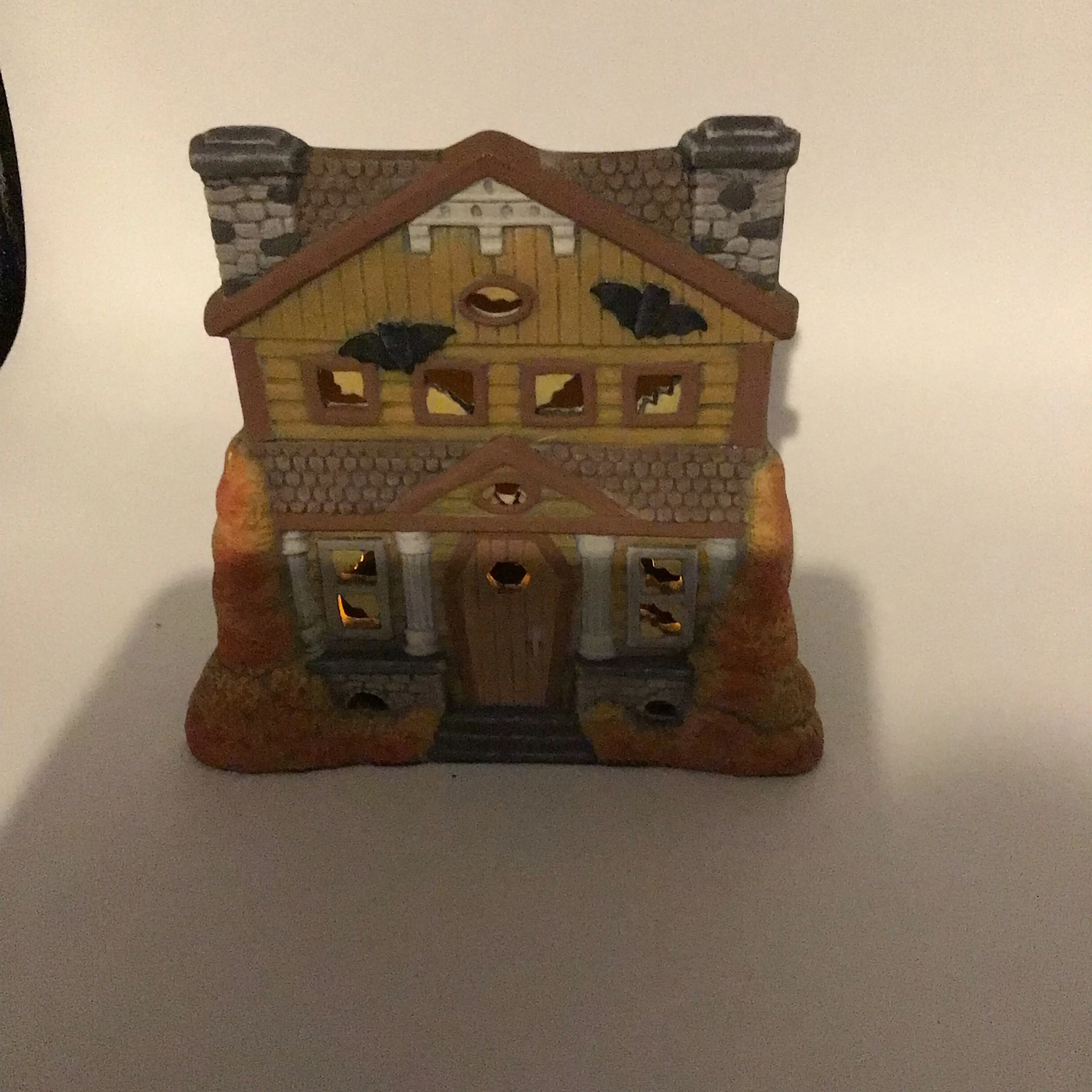 Image 2 of 4