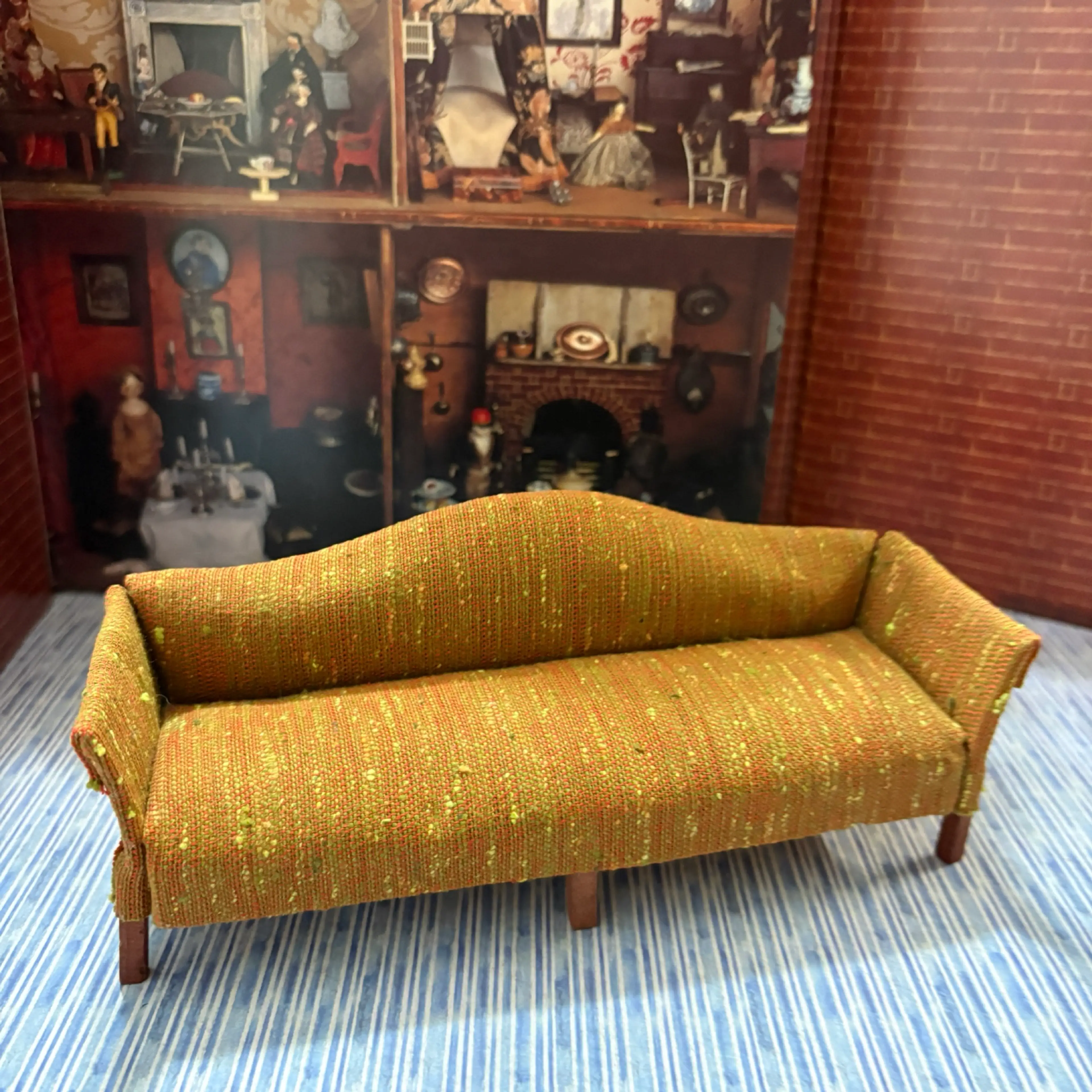 Image 2 of 6