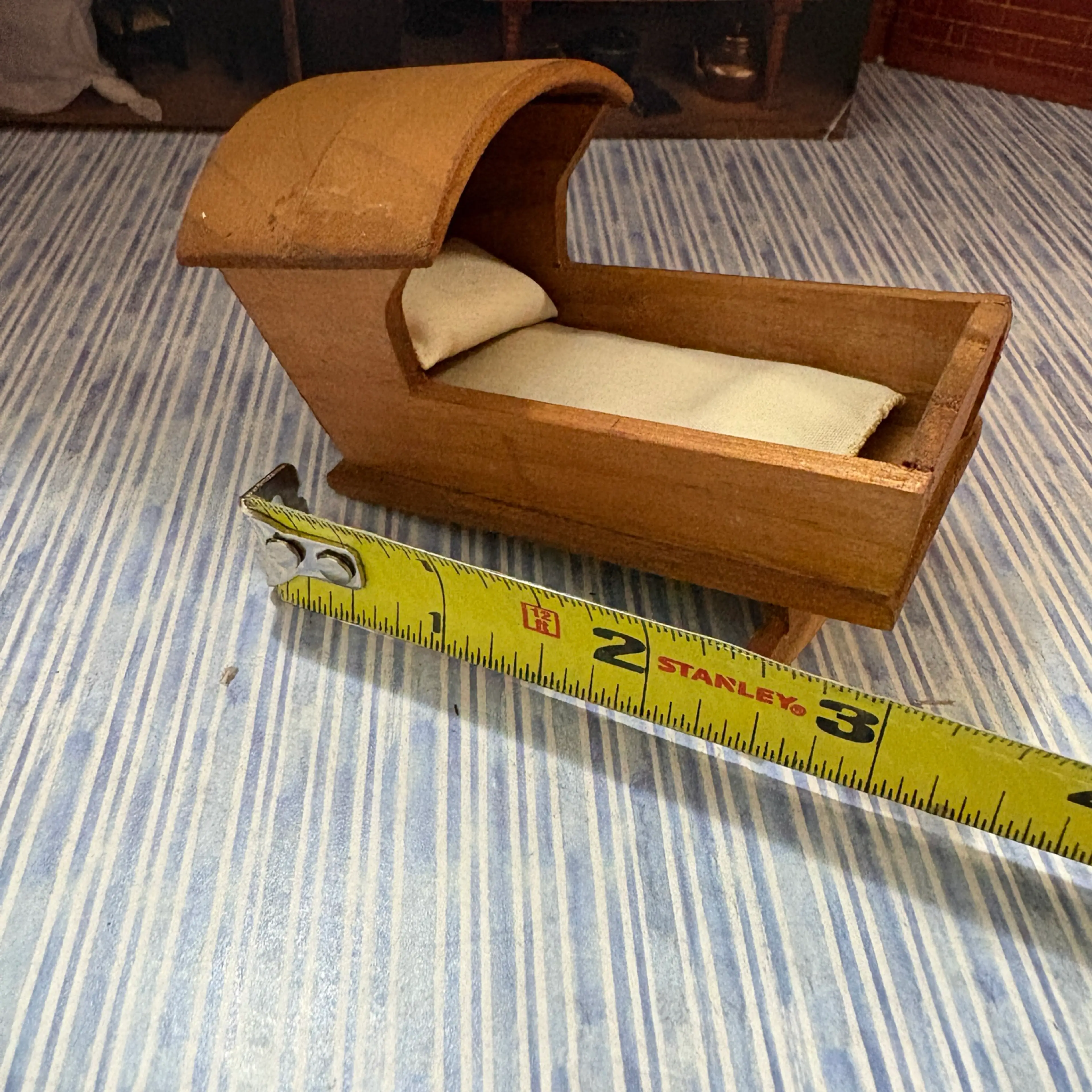 Image 3 of 4