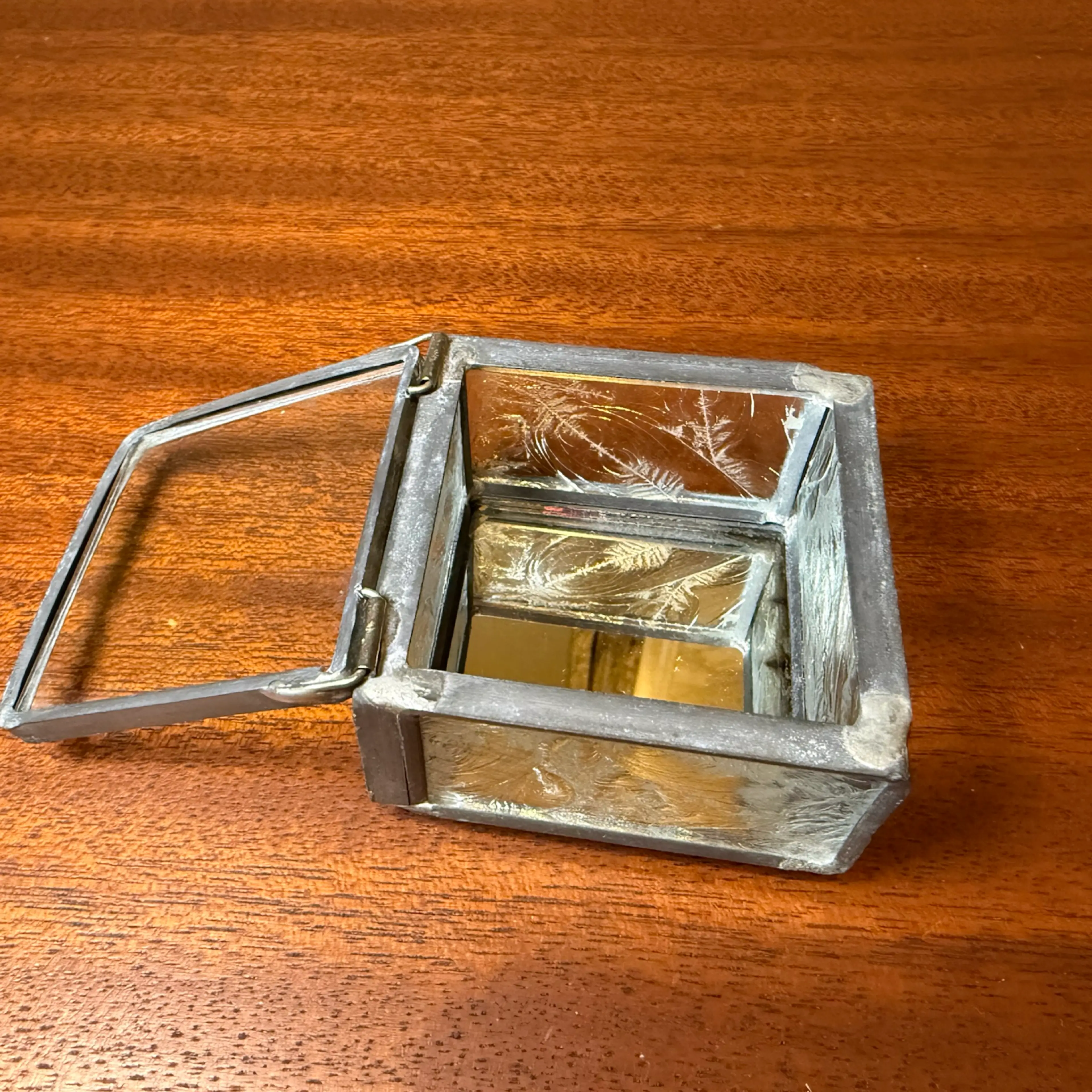 Image 2 of 5