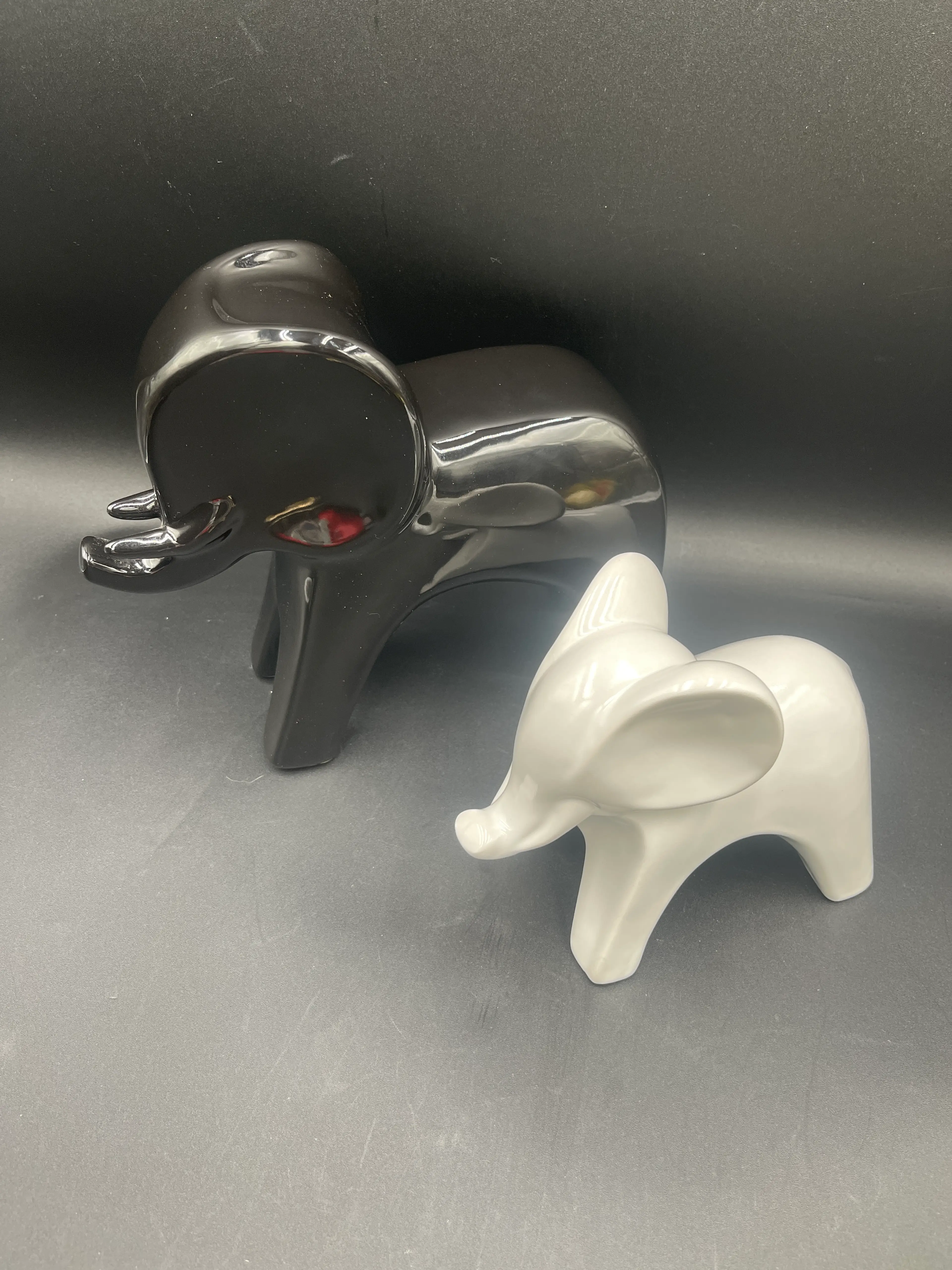 Image 4 of 7